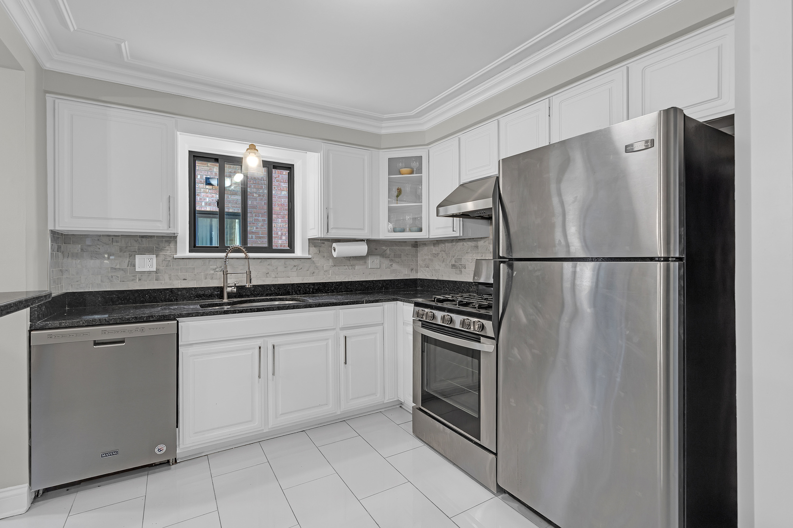 6870 N Northwest Highway #2F, Chicago, IL 60631