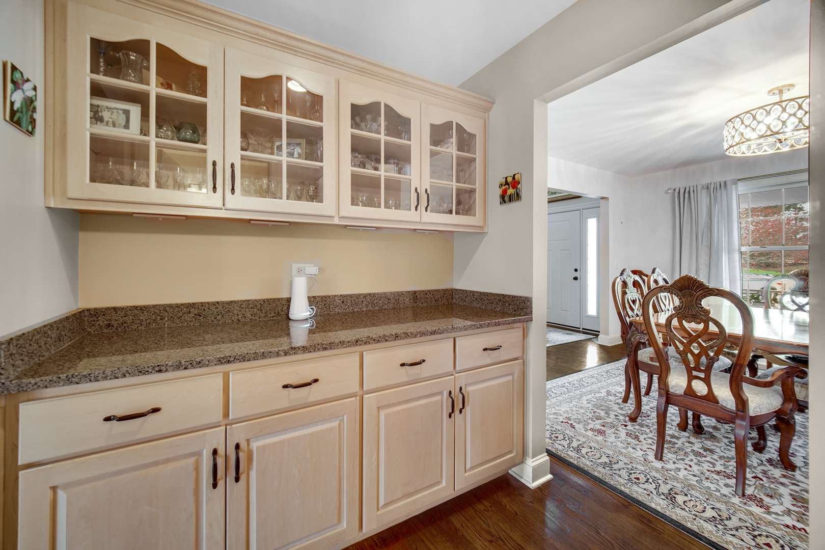 22052 Rosemary Road, Frankfort, IL 60423