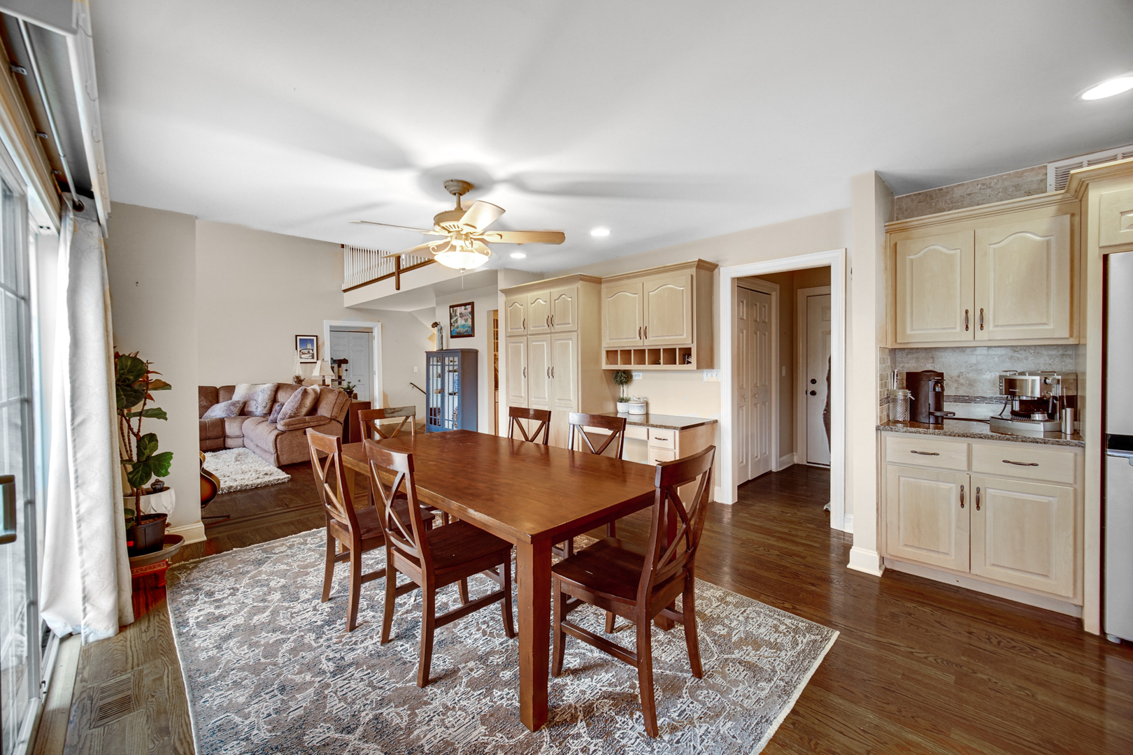 22052 Rosemary Road, Frankfort, IL 60423