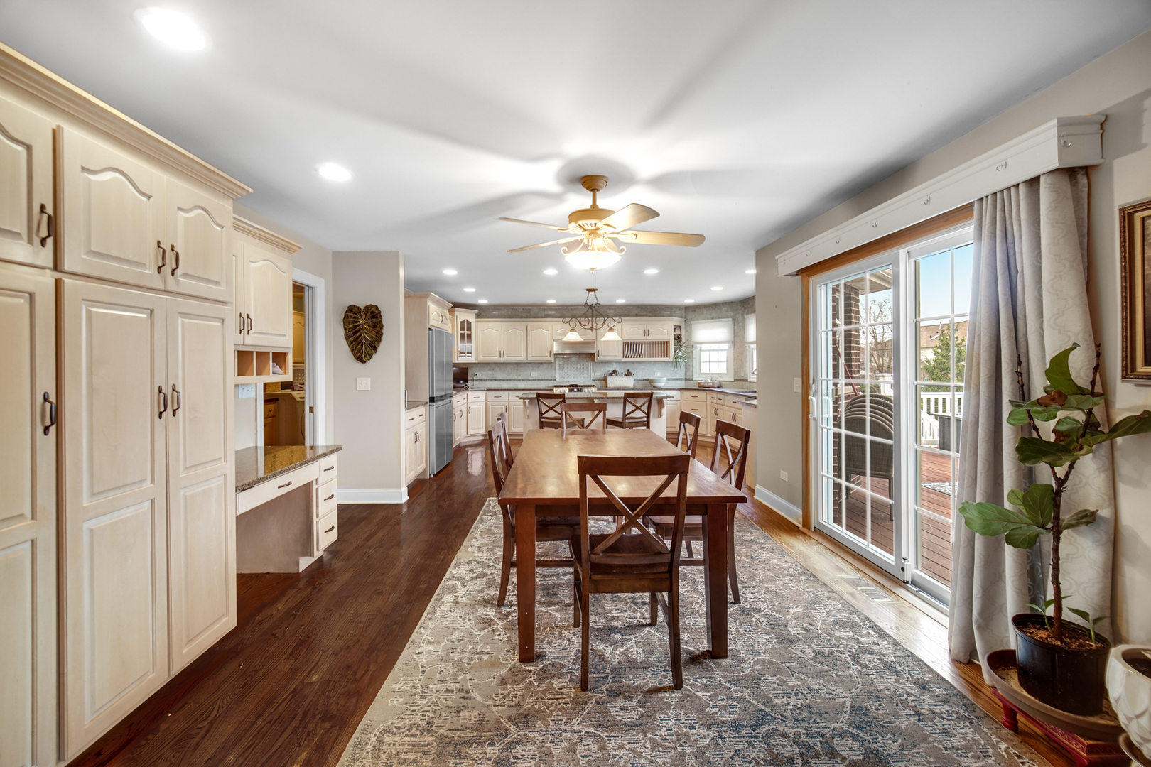 22052 Rosemary Road, Frankfort, IL 60423