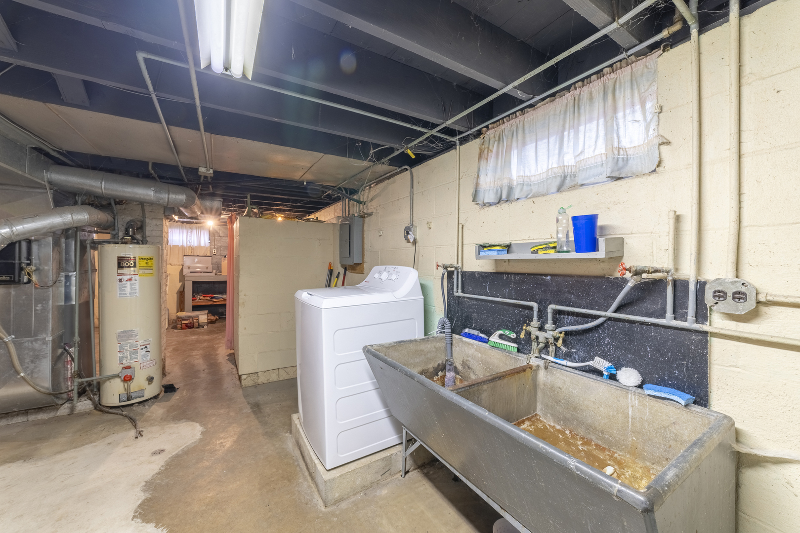 17949 Escanaba Avenue, Lansing, IL 60438