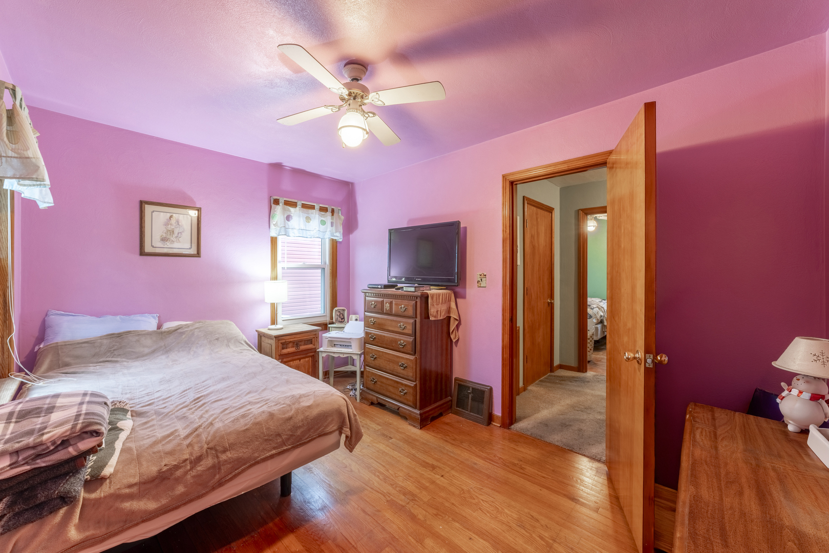 17949 Escanaba Avenue, Lansing, IL 60438