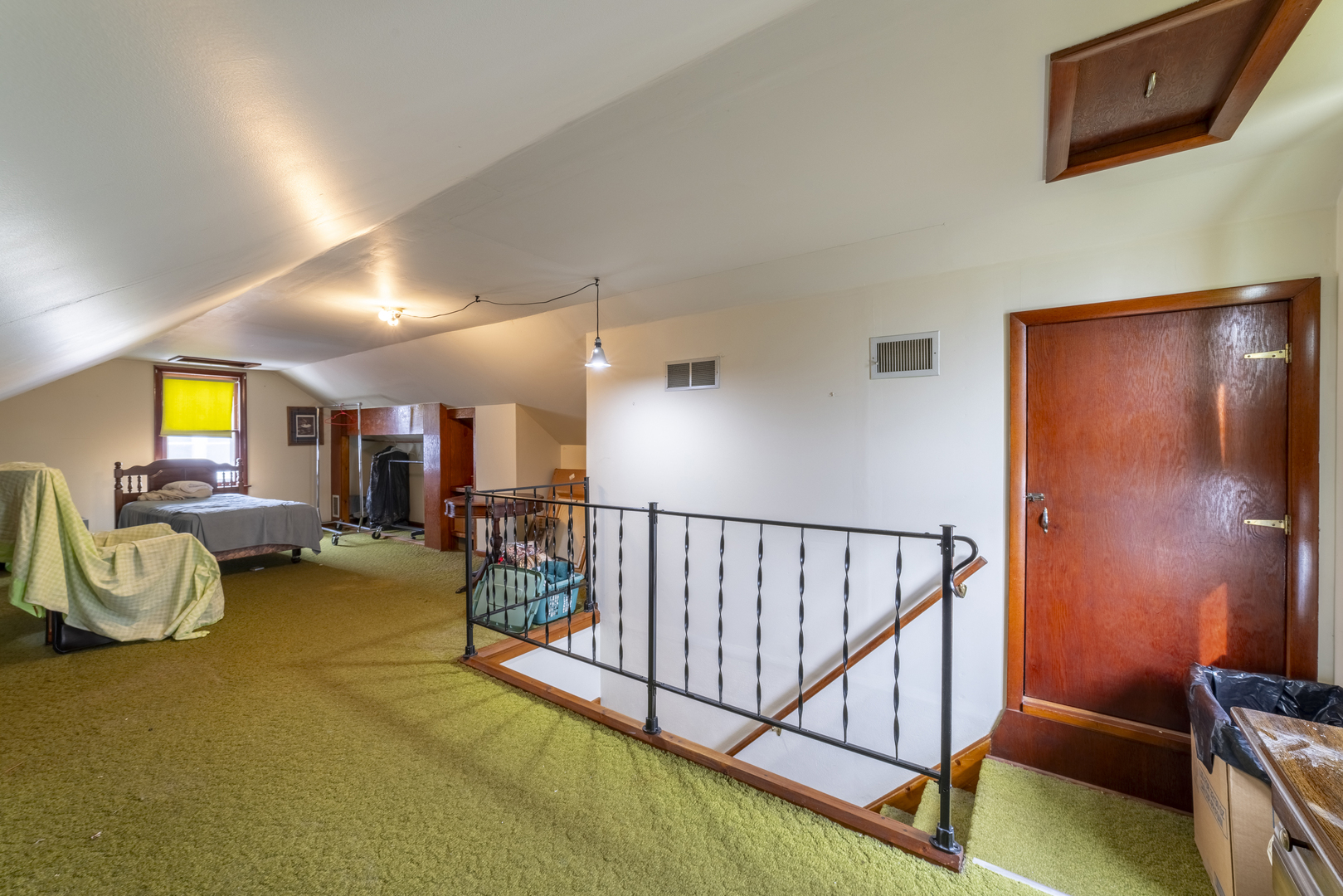 17949 Escanaba Avenue, Lansing, IL 60438