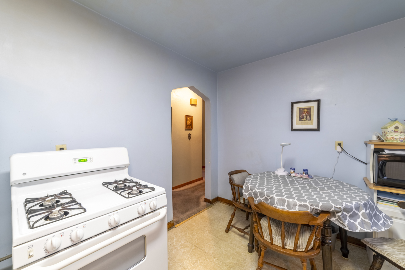 17949 Escanaba Avenue, Lansing, IL 60438