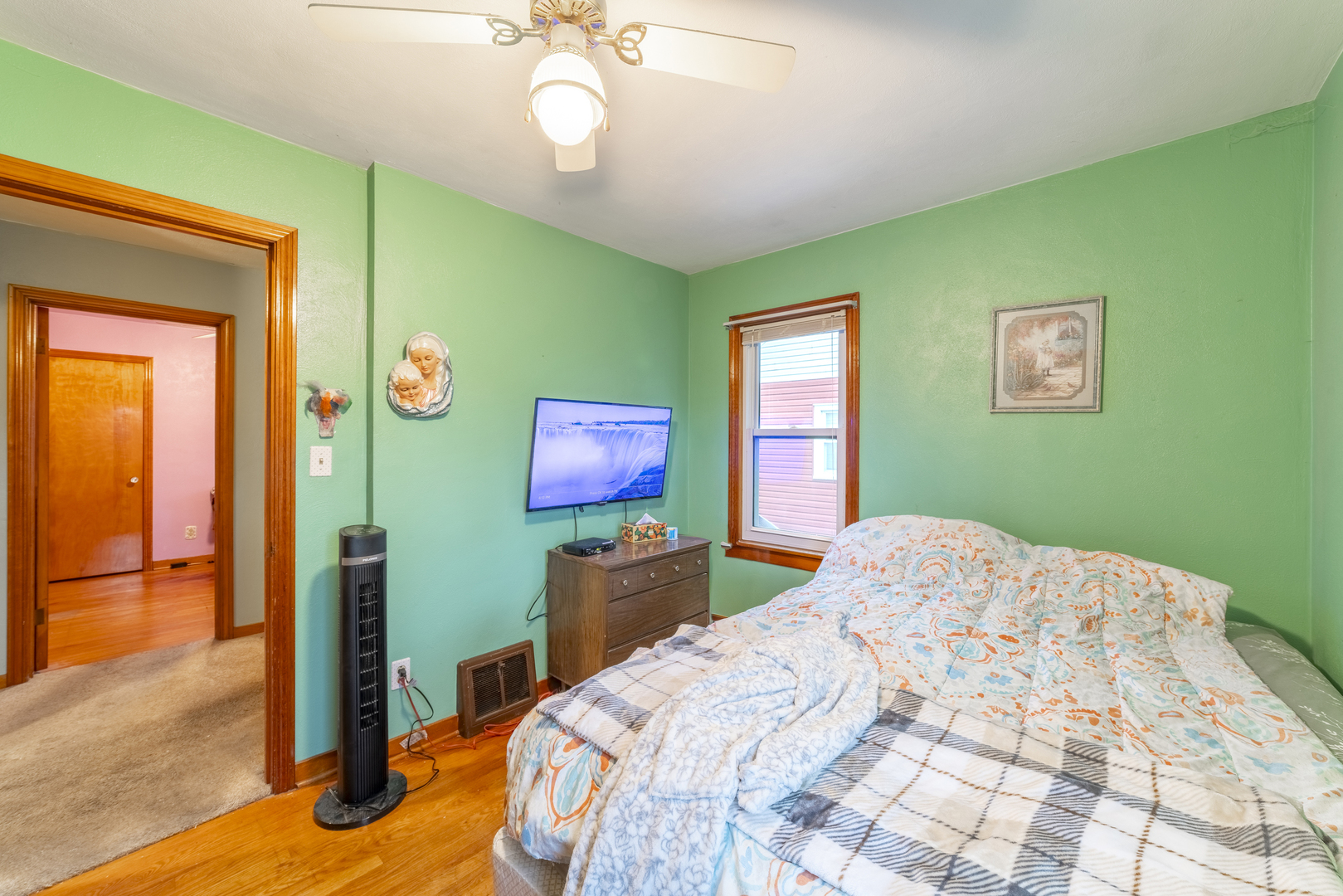 17949 Escanaba Avenue, Lansing, IL 60438