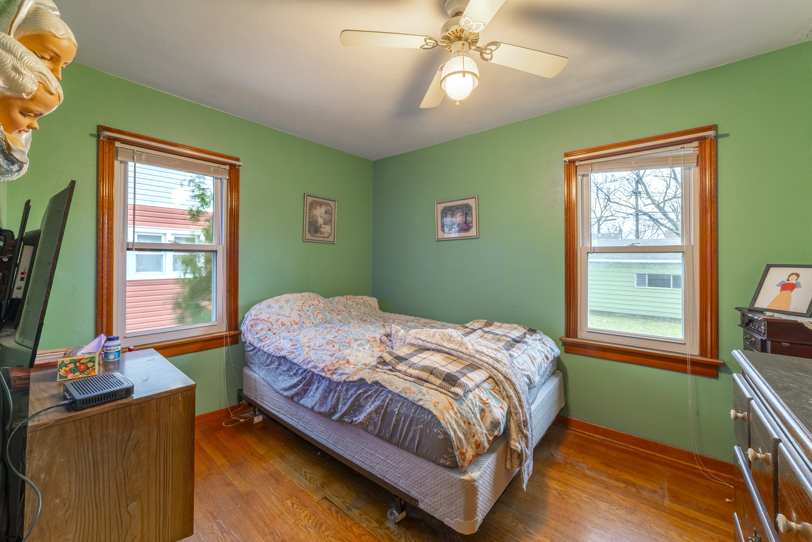 17949 Escanaba Avenue, Lansing, IL 60438