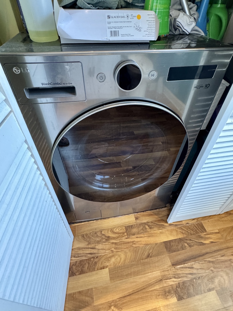 304 S Church Street, Sheffield, IL 61361