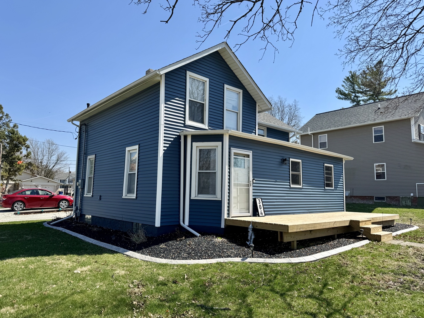 304 S Church Street, Sheffield, IL 61361