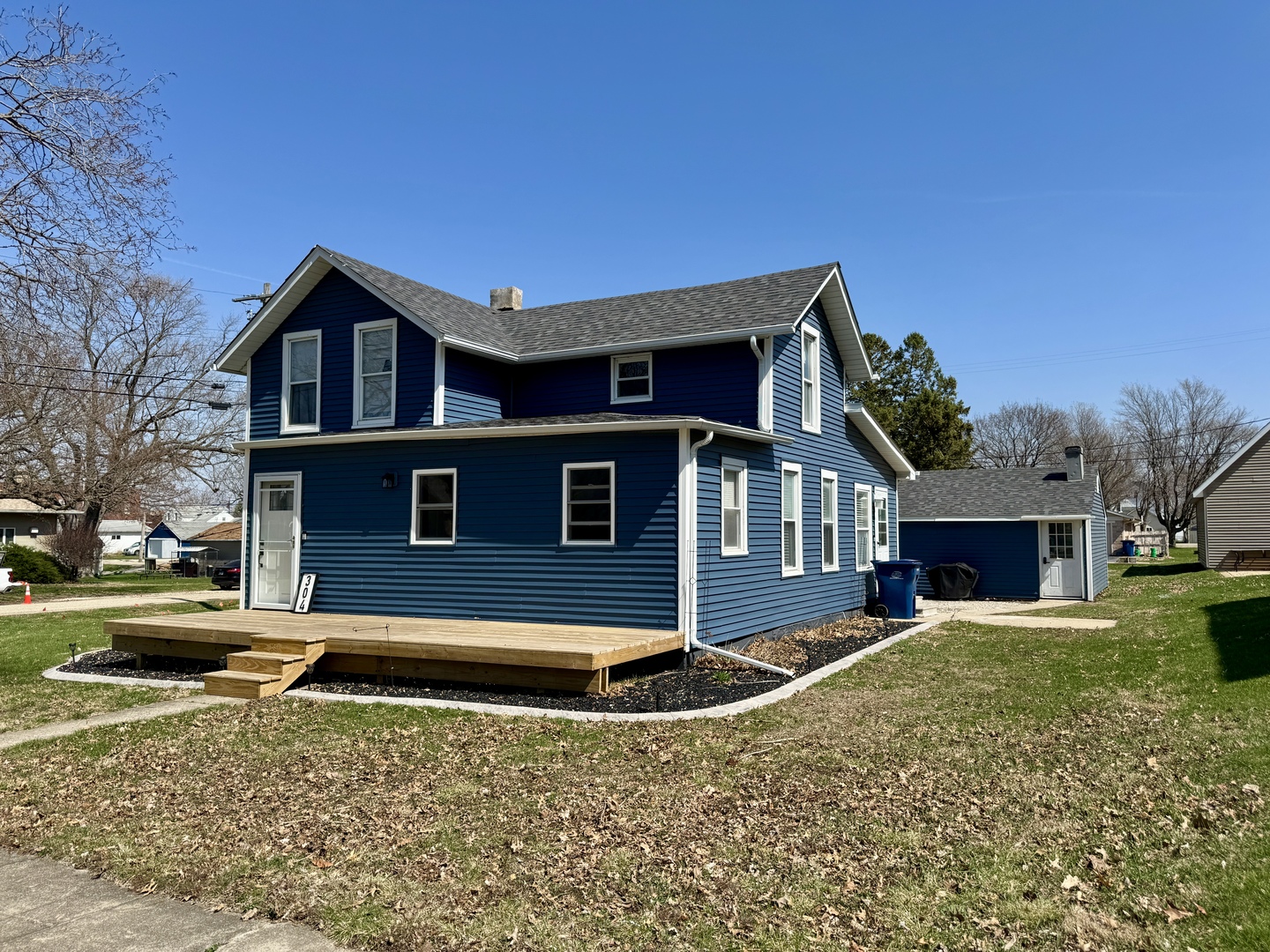 304 S Church Street, Sheffield, IL 61361