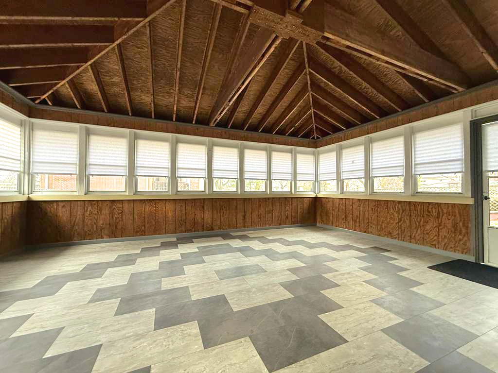 1166 Saylesville Lane, Schaumburg, IL 60193