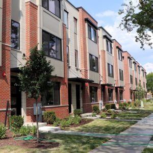 314 E Lincoln Street #314, Mount Prospect, IL 60056