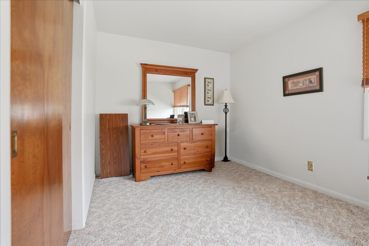 112 Peine Drive, Lexington, IL 61753