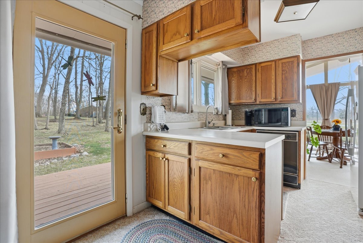 112 Peine Drive, Lexington, IL 61753