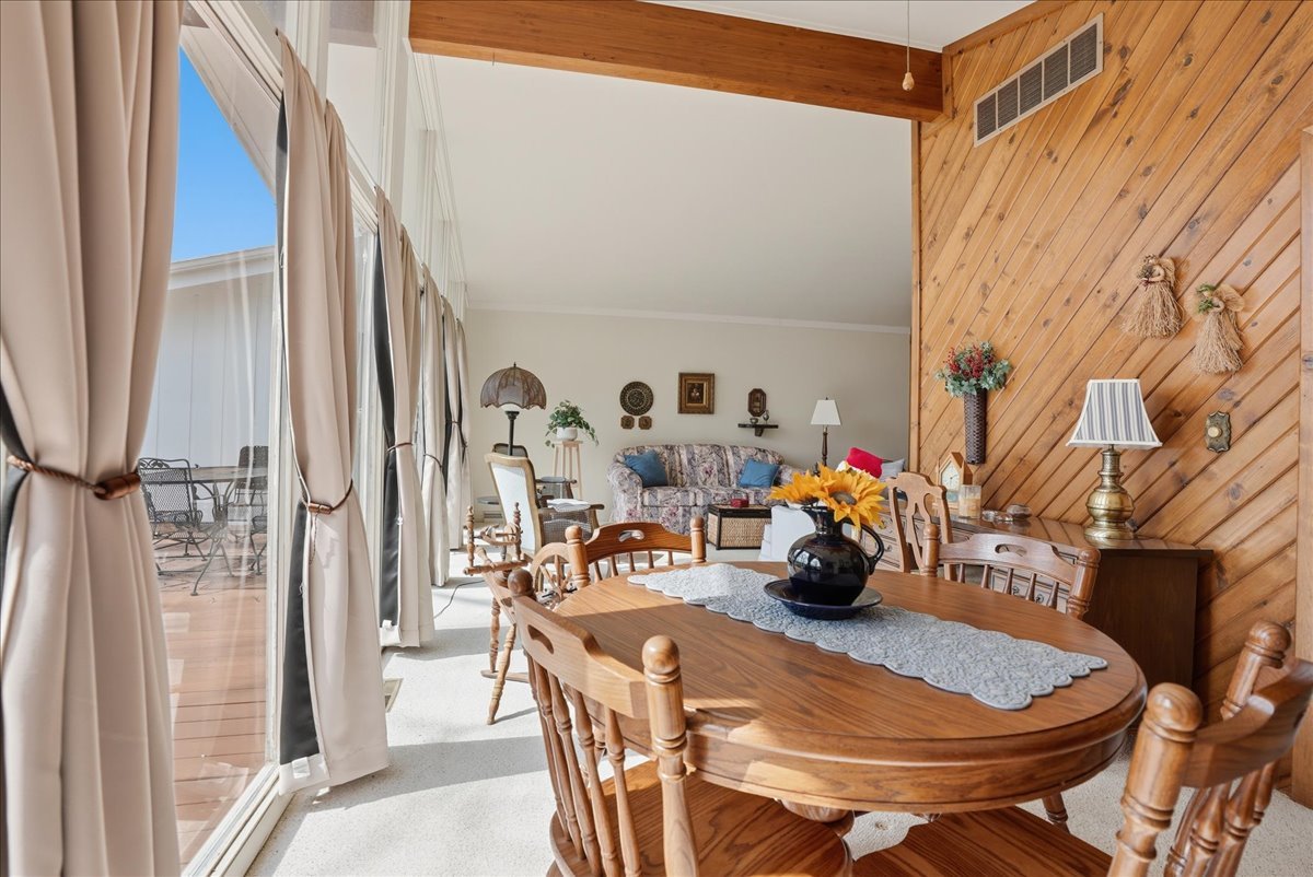 112 Peine Drive, Lexington, IL 61753