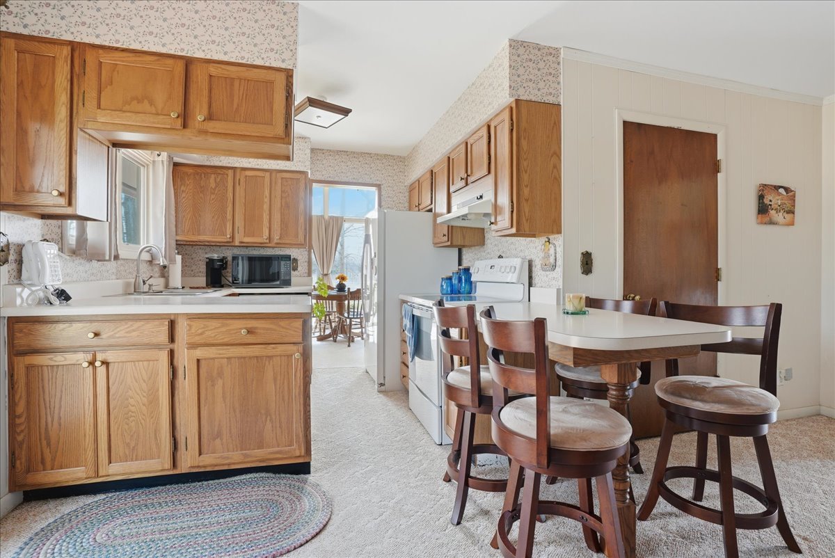 112 Peine Drive, Lexington, IL 61753