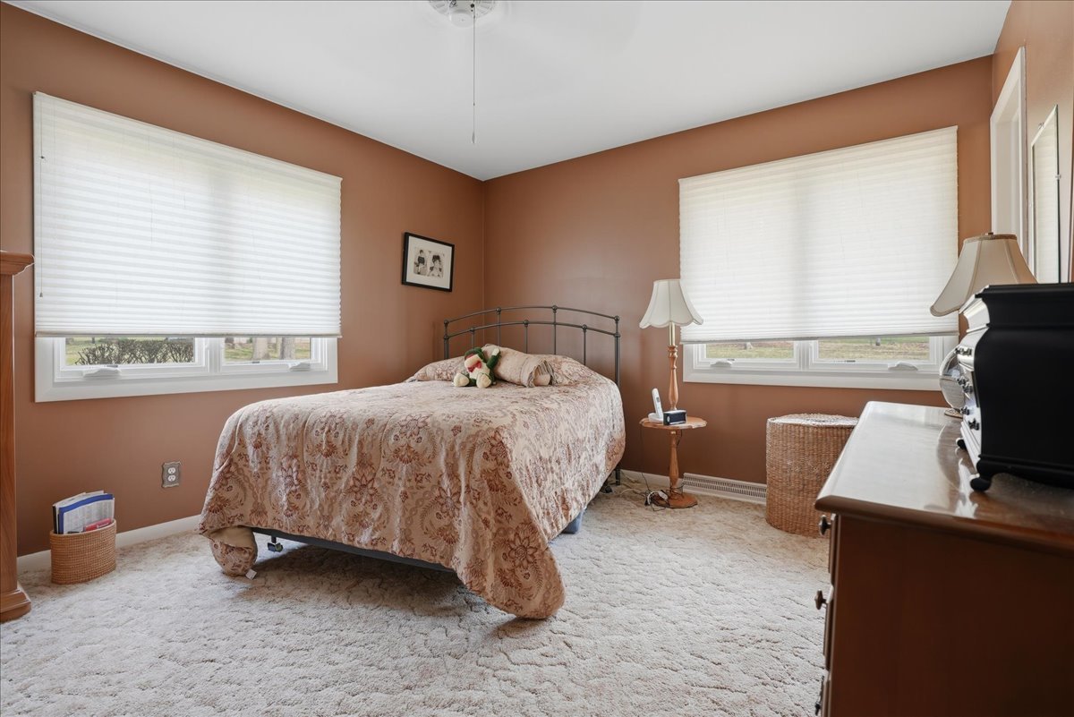 112 Peine Drive, Lexington, IL 61753