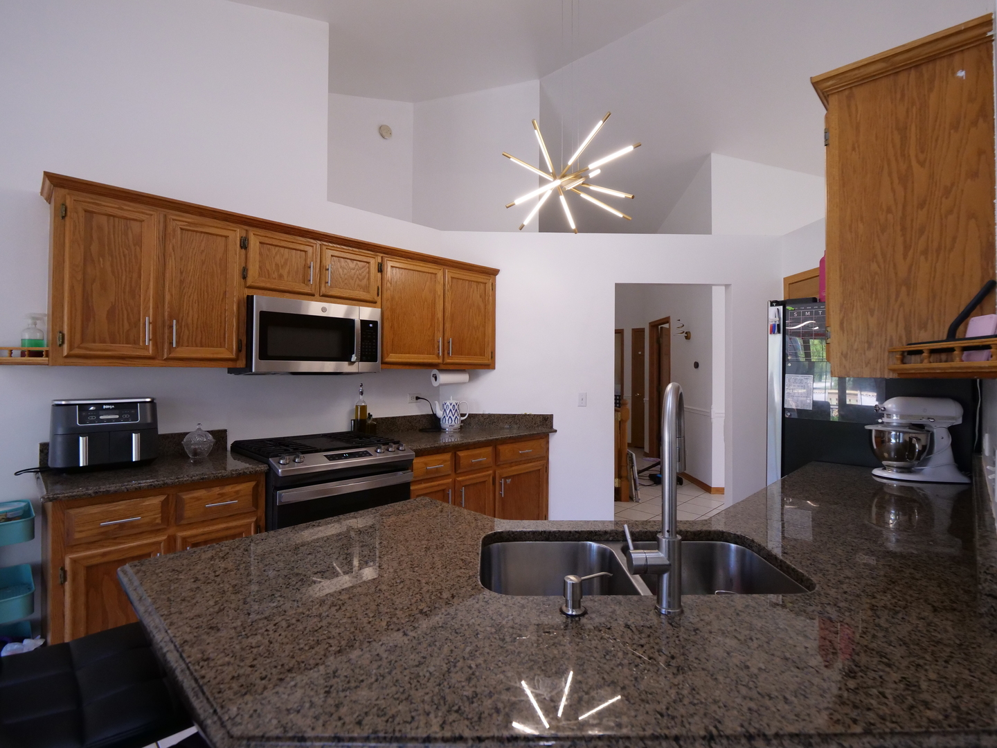 6706 Pondview Drive, Tinley Park, IL 60477