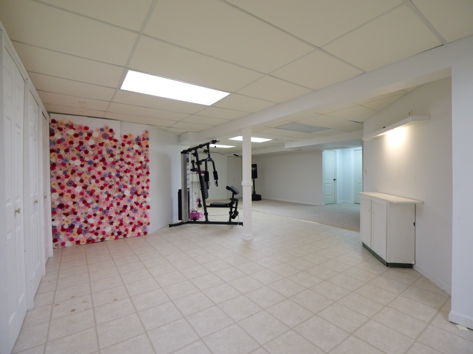 6706 Pondview Drive, Tinley Park, IL 60477