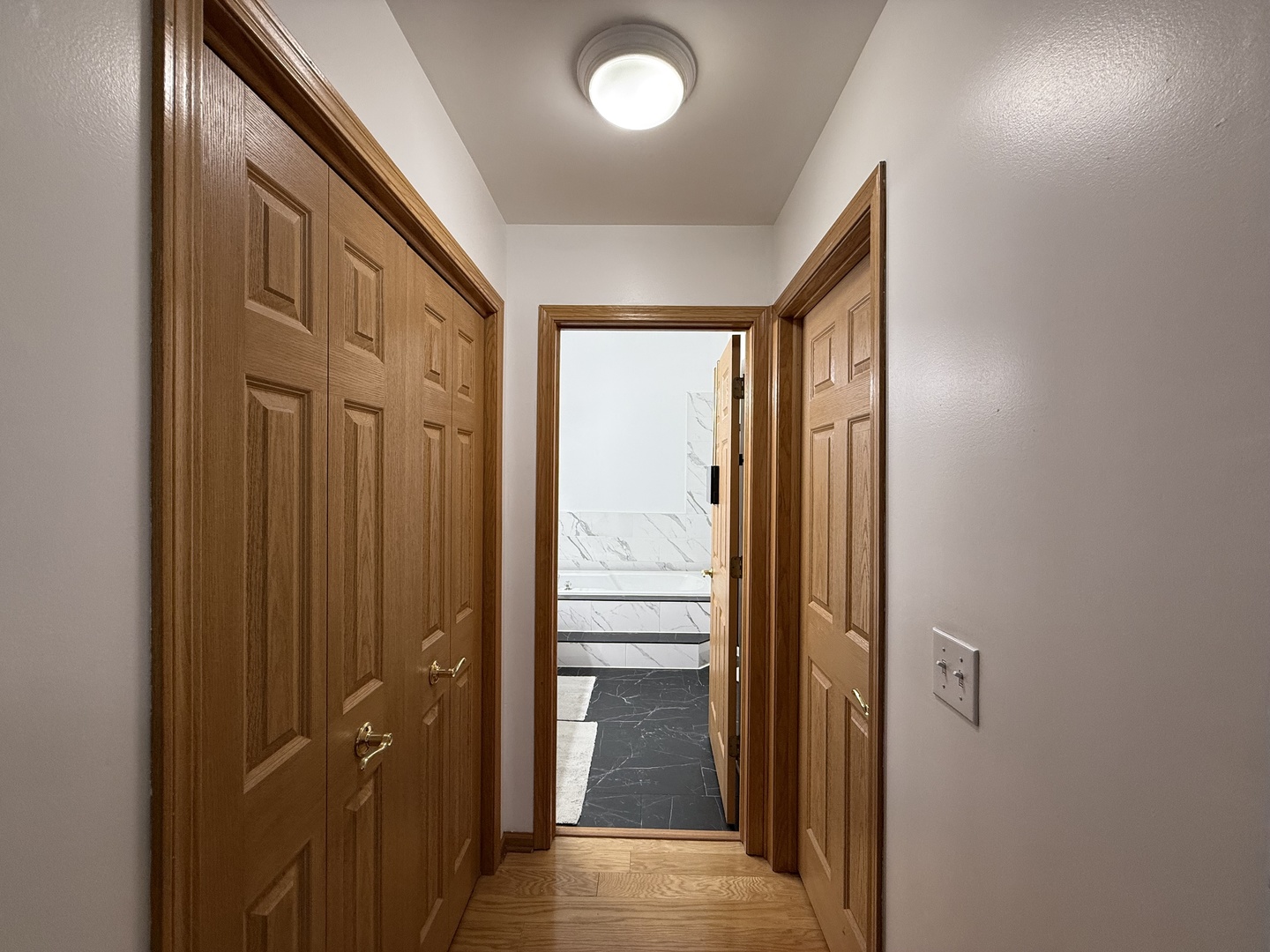 6706 Pondview Drive, Tinley Park, IL 60477