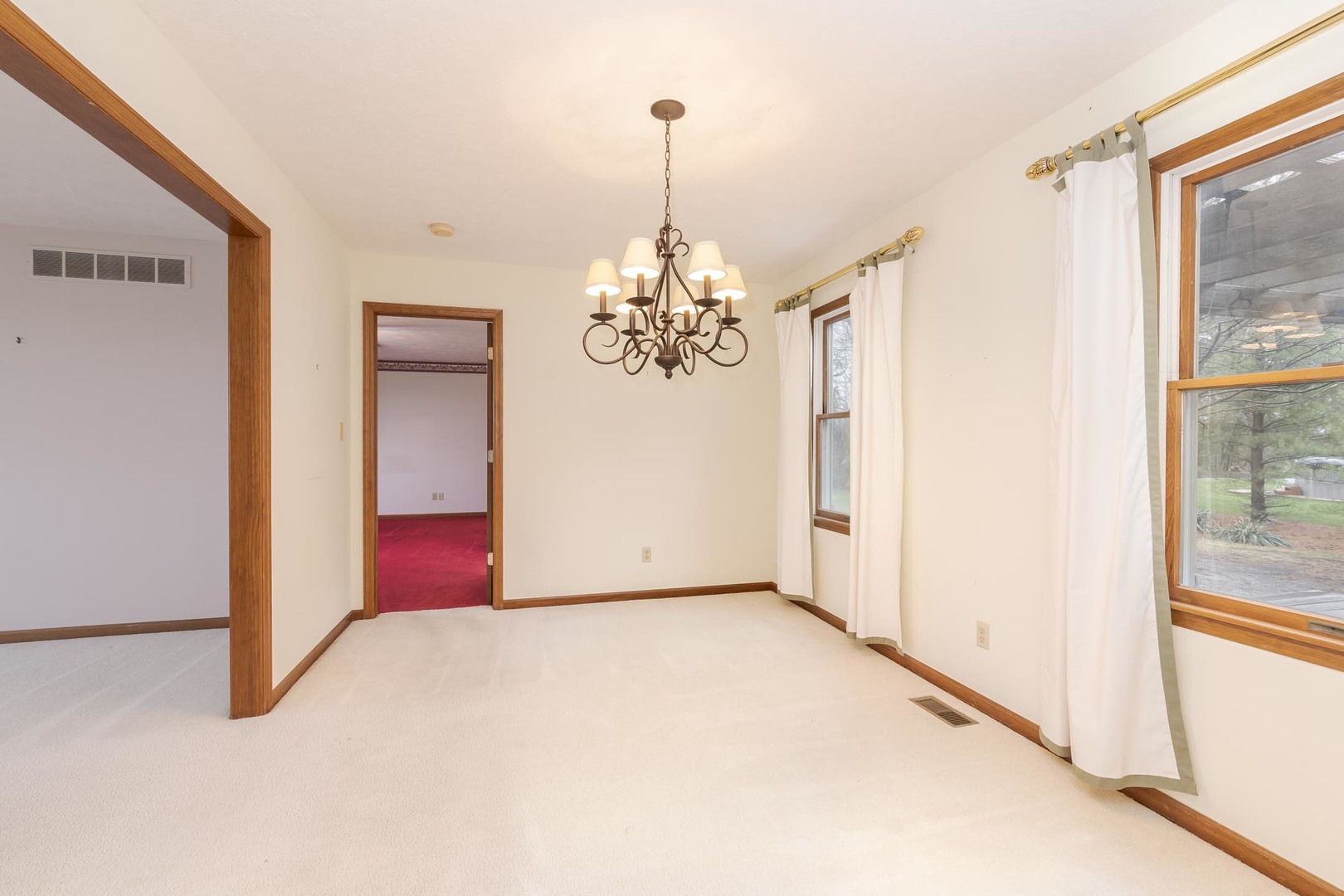 1402 E Indiana Avenue, Pontiac, IL 61764