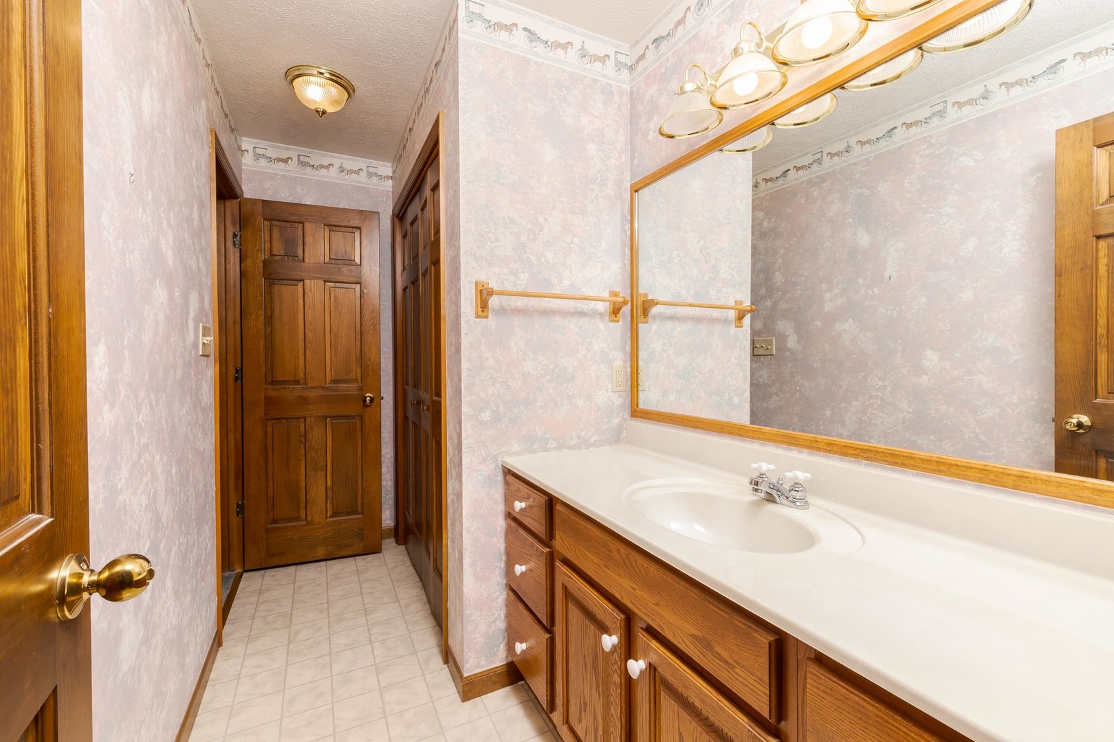 1402 E Indiana Avenue, Pontiac, IL 61764