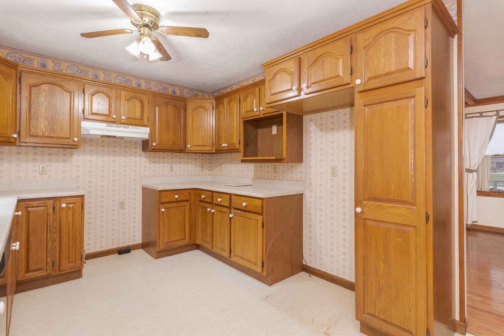 1402 E Indiana Avenue, Pontiac, IL 61764