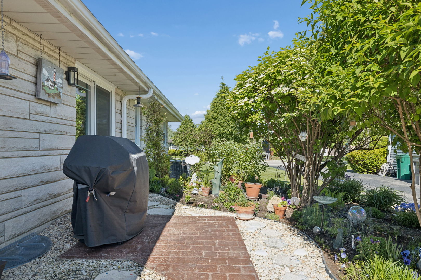 1106 Maple Court, Lockport, IL 60441
