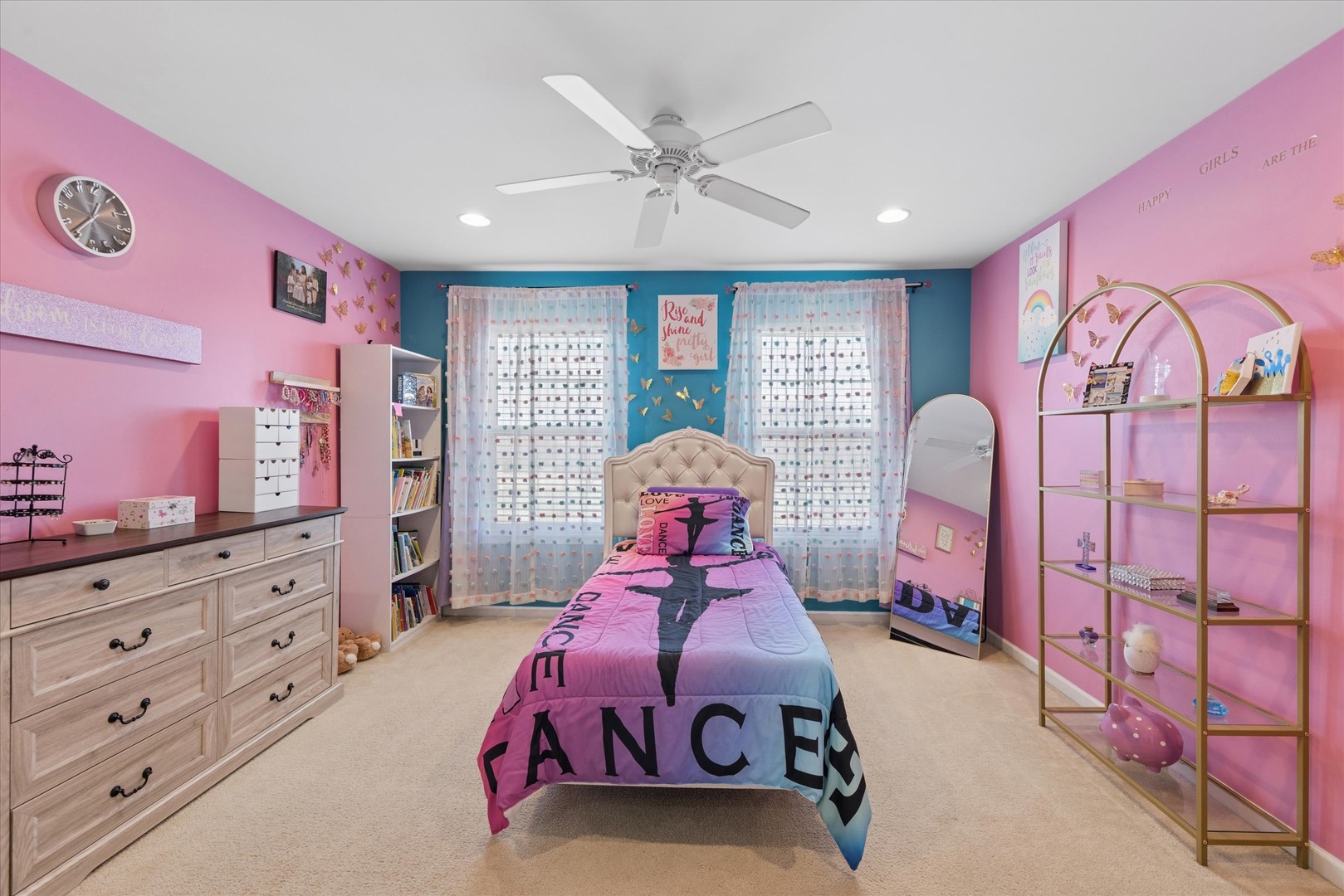 2883 McMurtrie Court, Yorkville, IL 60560