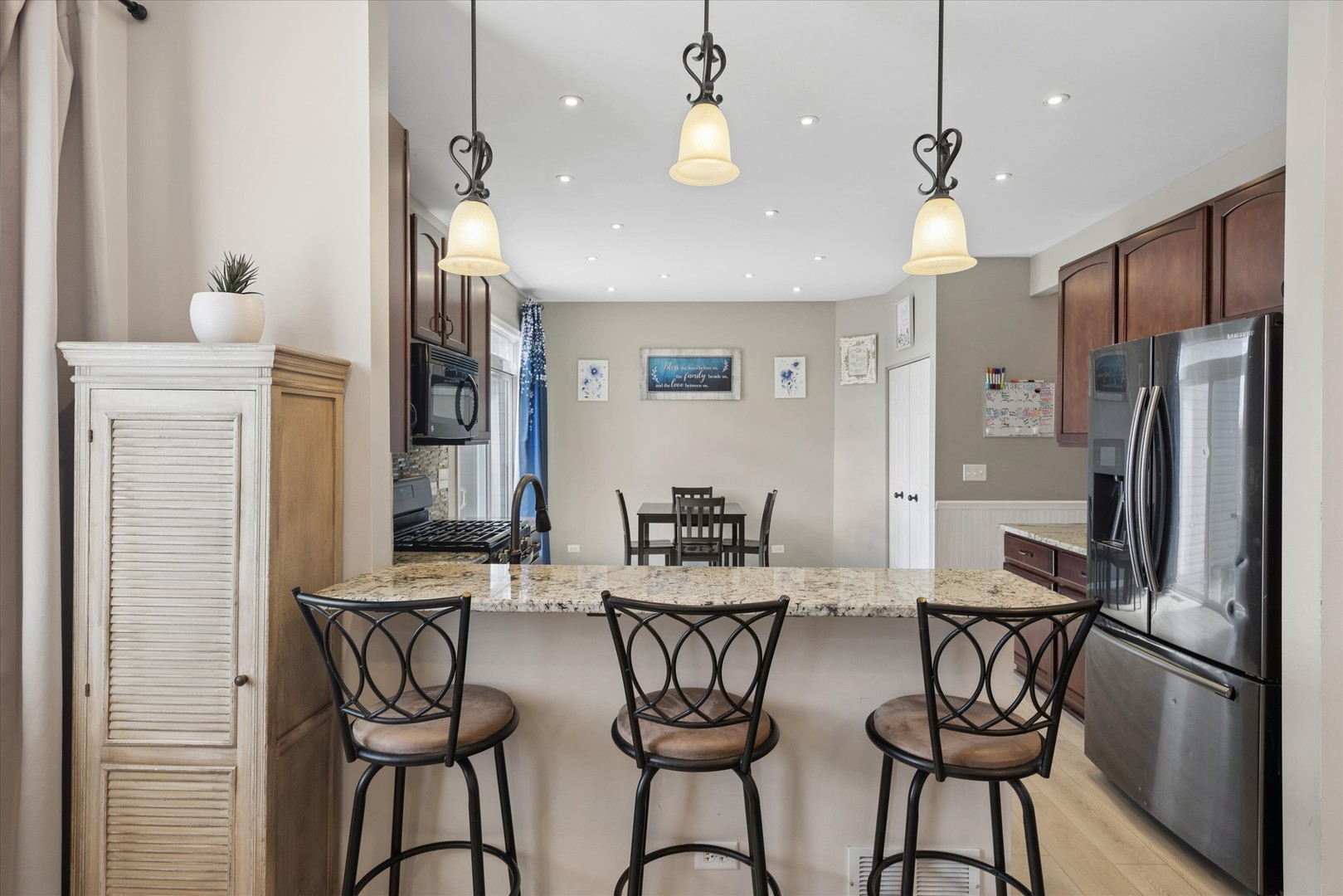 2883 McMurtrie Court, Yorkville, IL 60560