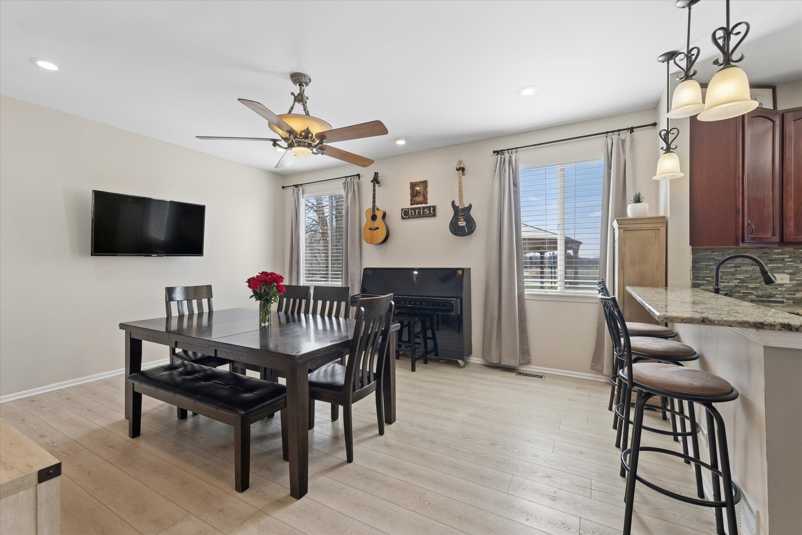 2883 McMurtrie Court, Yorkville, IL 60560