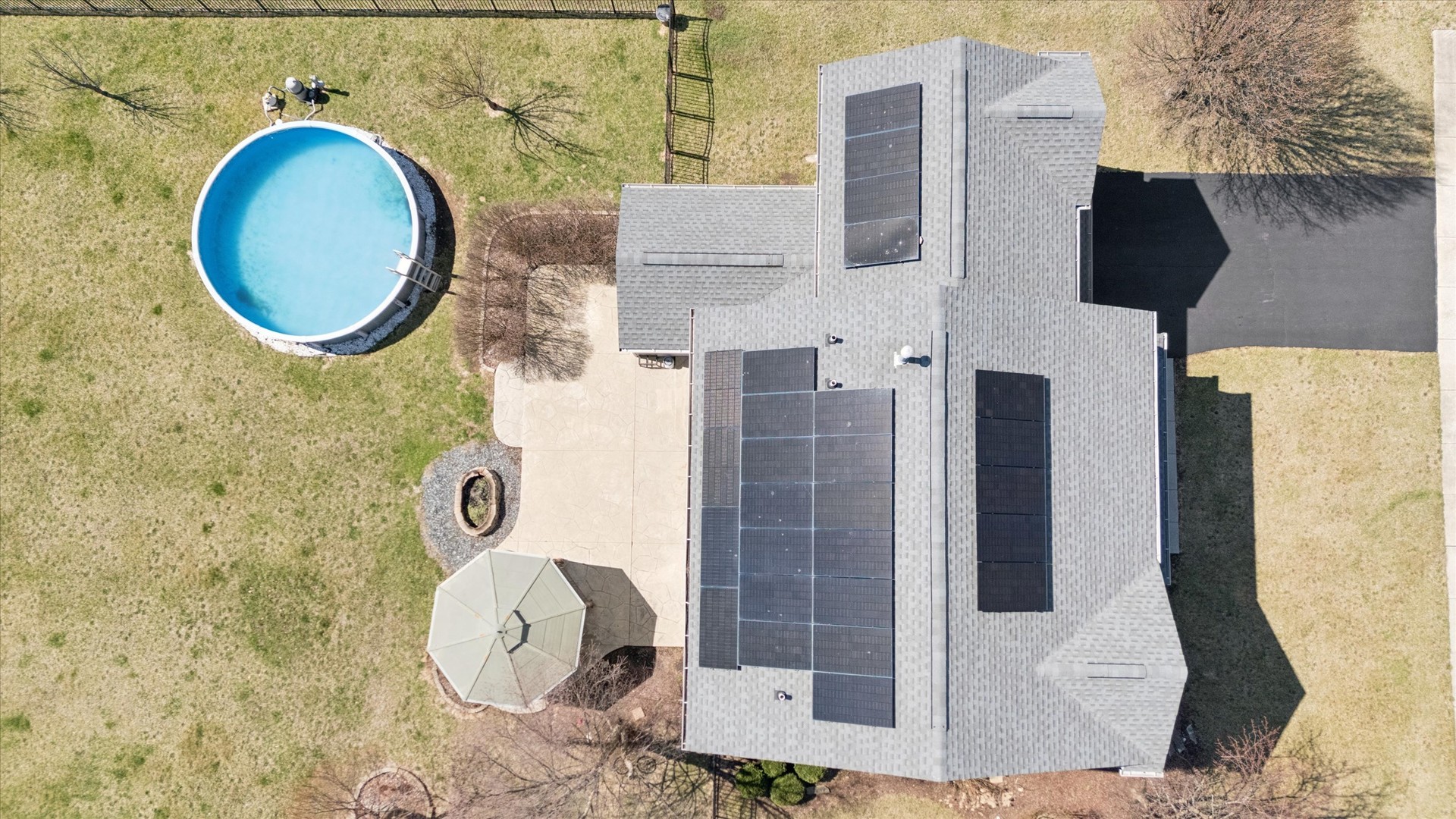 2883 McMurtrie Court, Yorkville, IL 60560