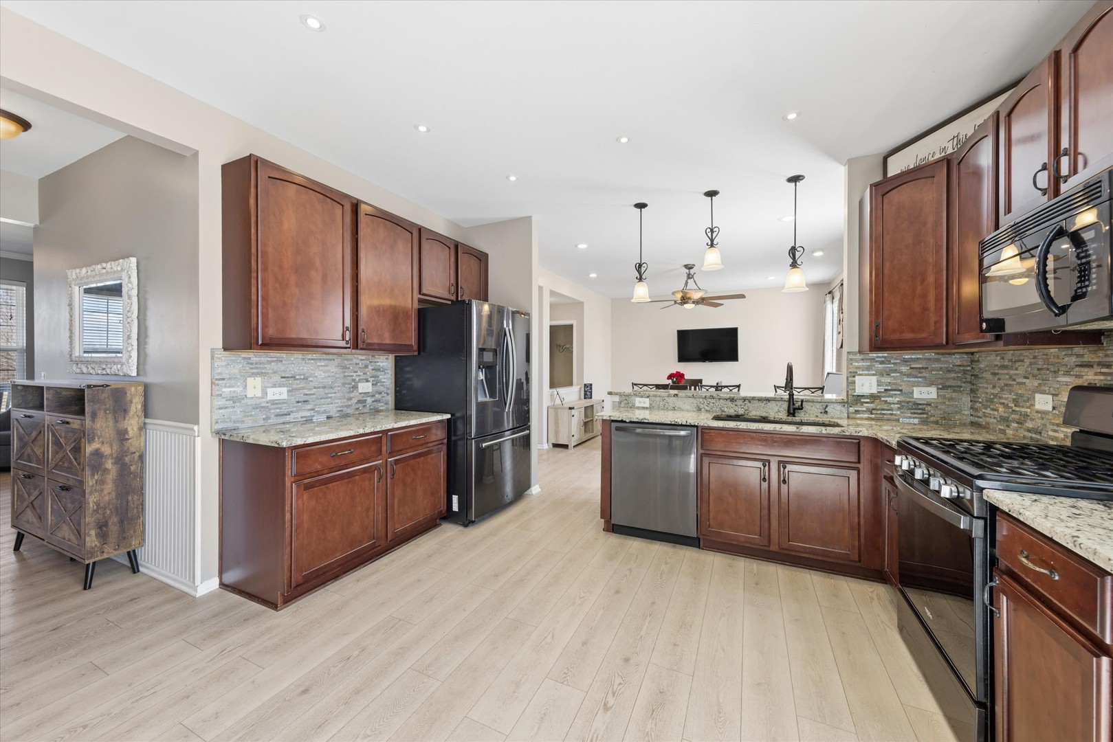 2883 McMurtrie Court, Yorkville, IL 60560