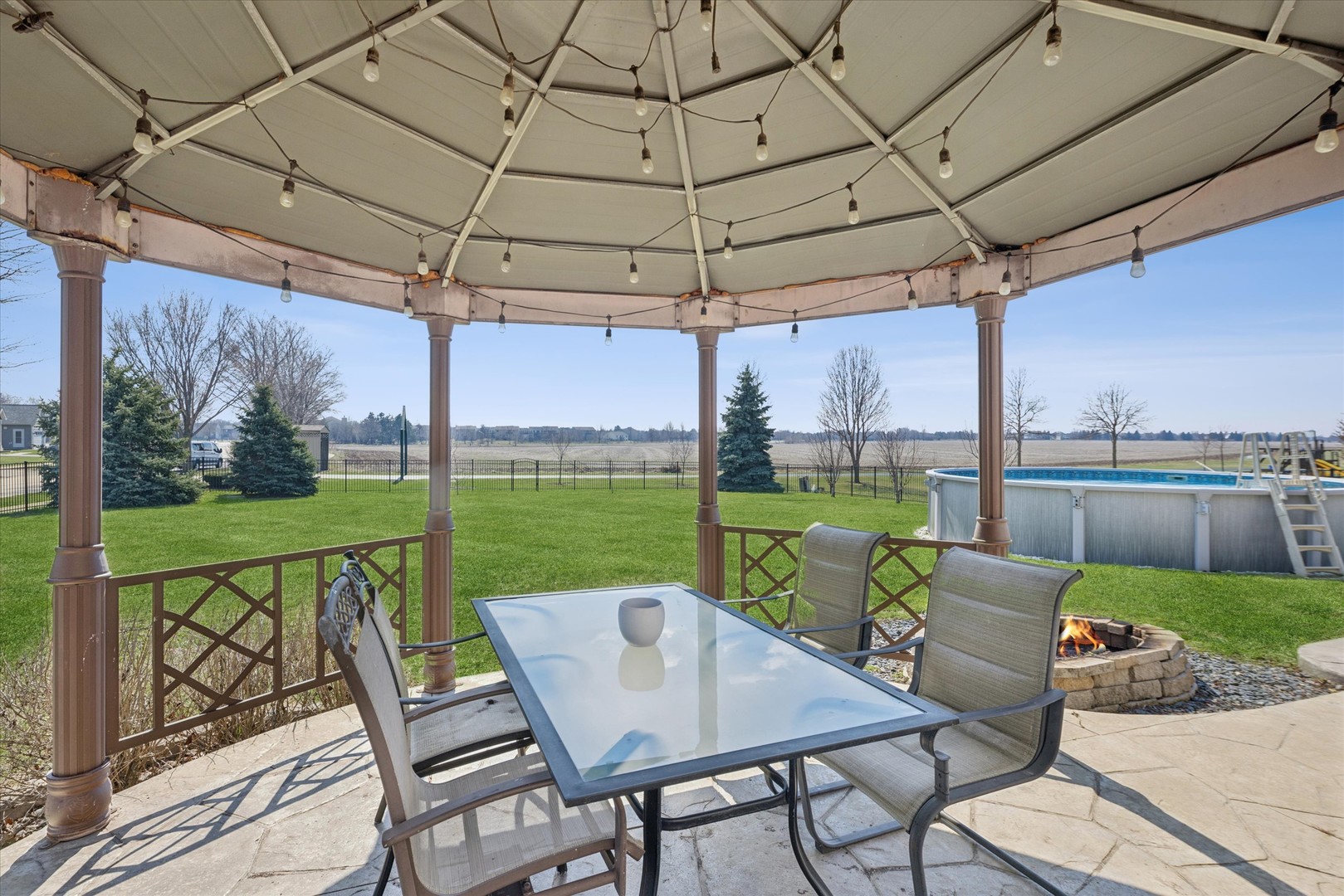 2883 McMurtrie Court, Yorkville, IL 60560