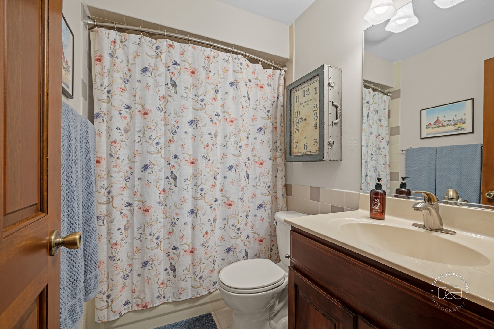 530 RIVER FRONT Circle #608, Naperville, IL 60540