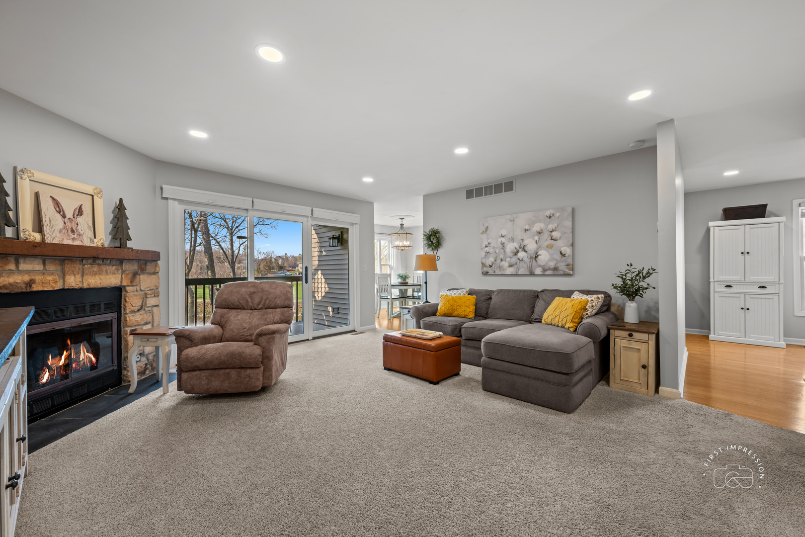 530 RIVER FRONT Circle #608, Naperville, IL 60540