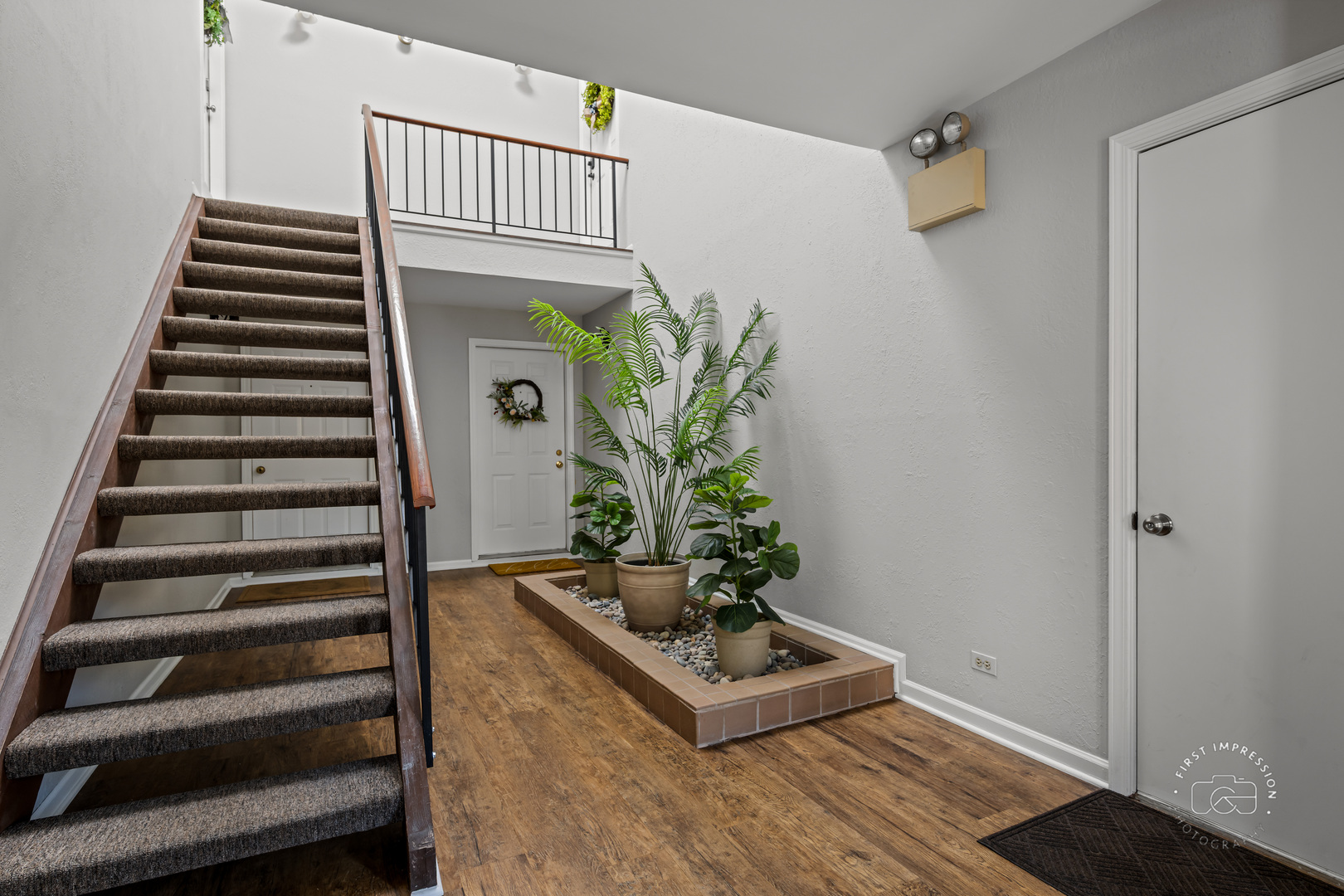 530 RIVER FRONT Circle #608, Naperville, IL 60540