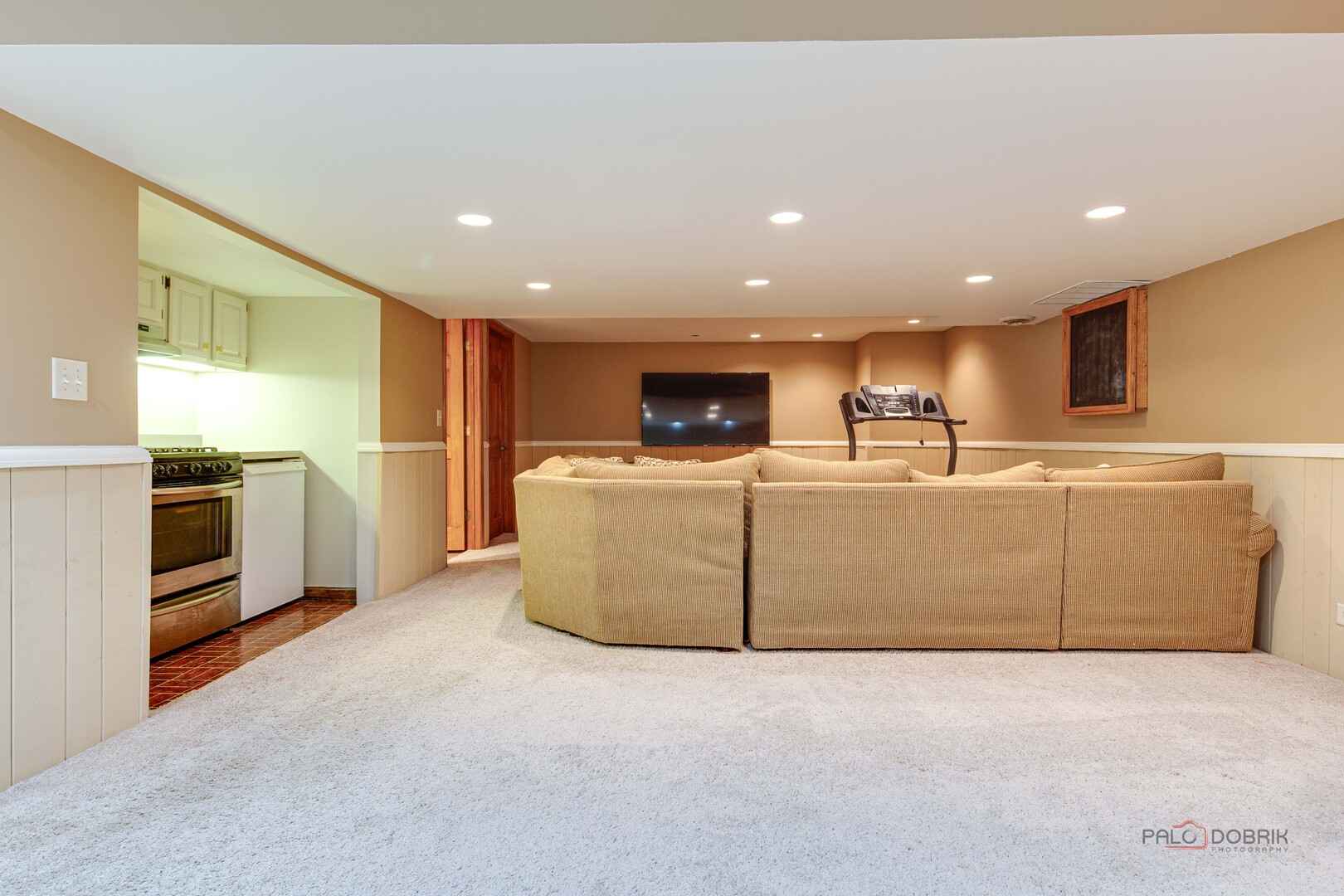 521 Sandy Lane, Libertyville, IL 60048