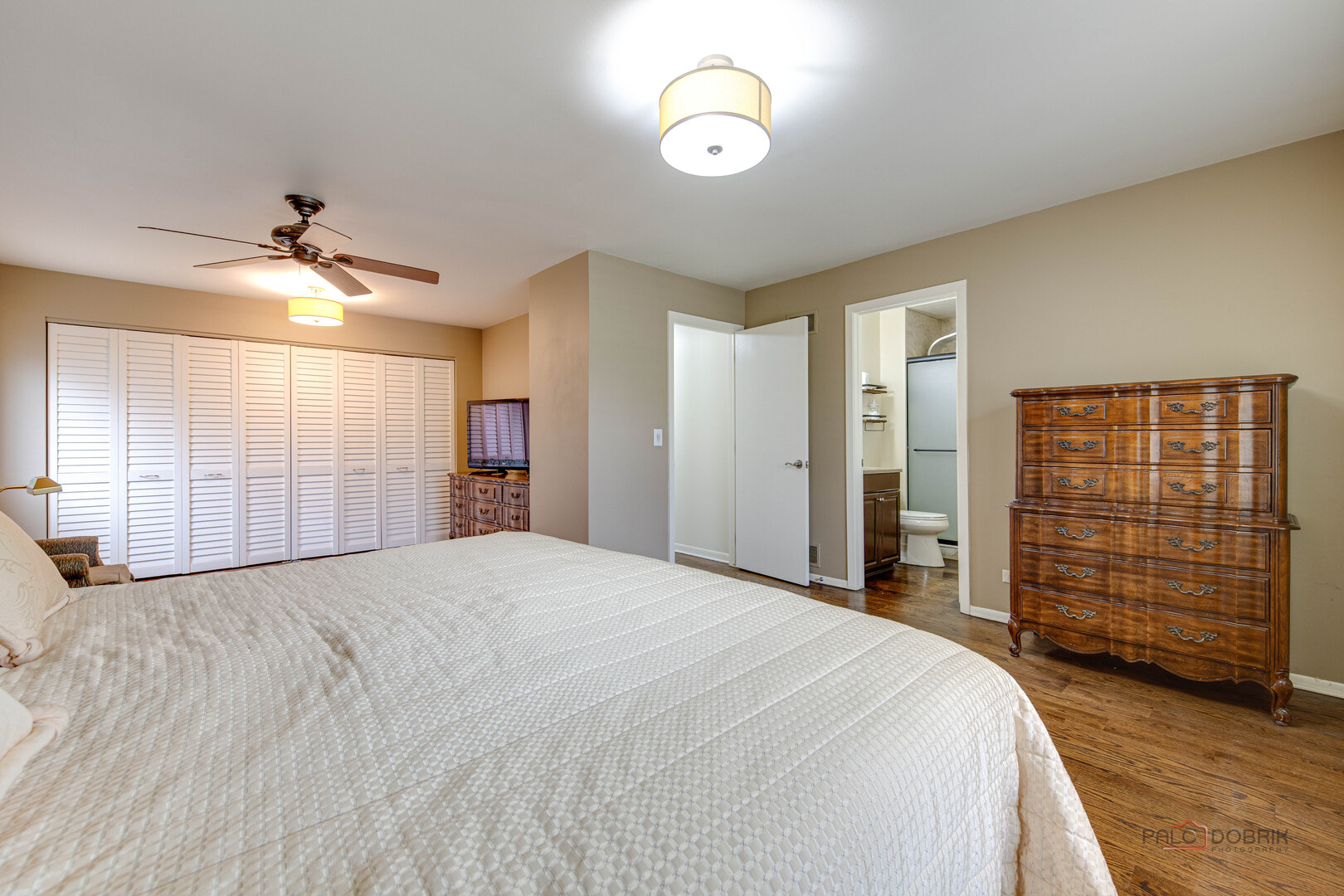 521 Sandy Lane, Libertyville, IL 60048