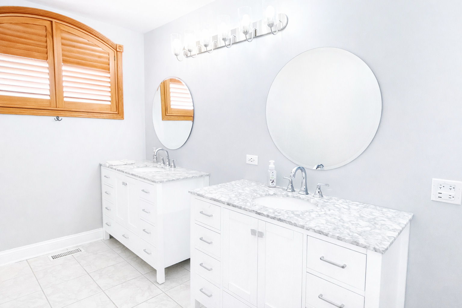 7714 Northfield Lane, Tinley Park, IL 60487