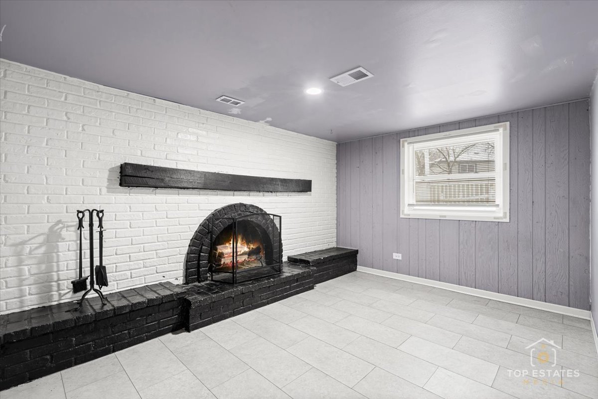 722 Kostner Avenue, Matteson, IL 60443