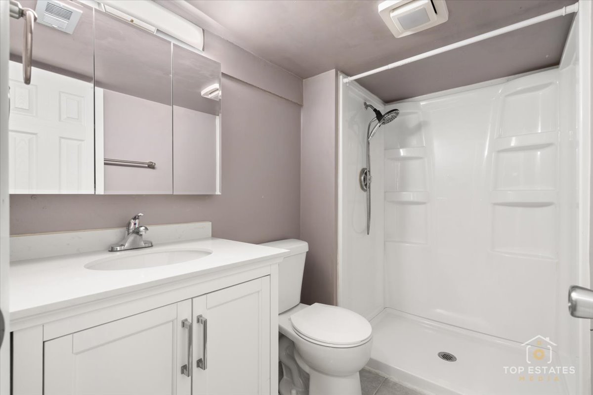 722 Kostner Avenue, Matteson, IL 60443