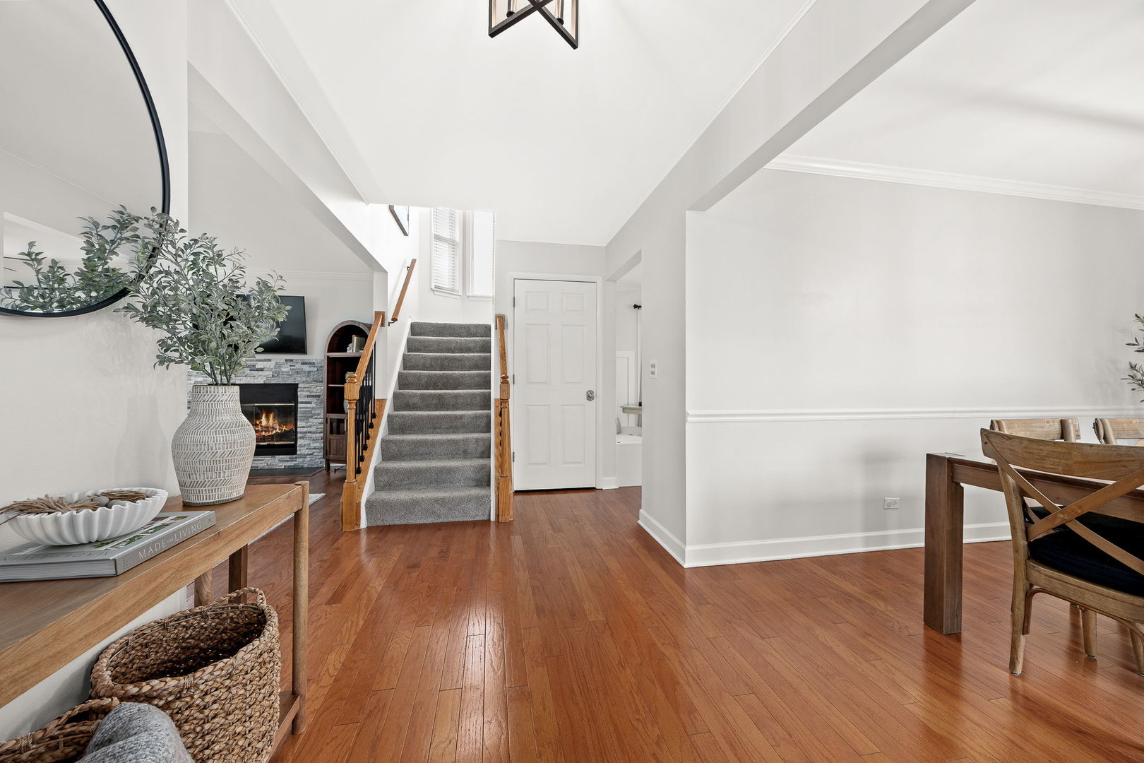 1398 Newcastle Court, Bartlett, IL 60103