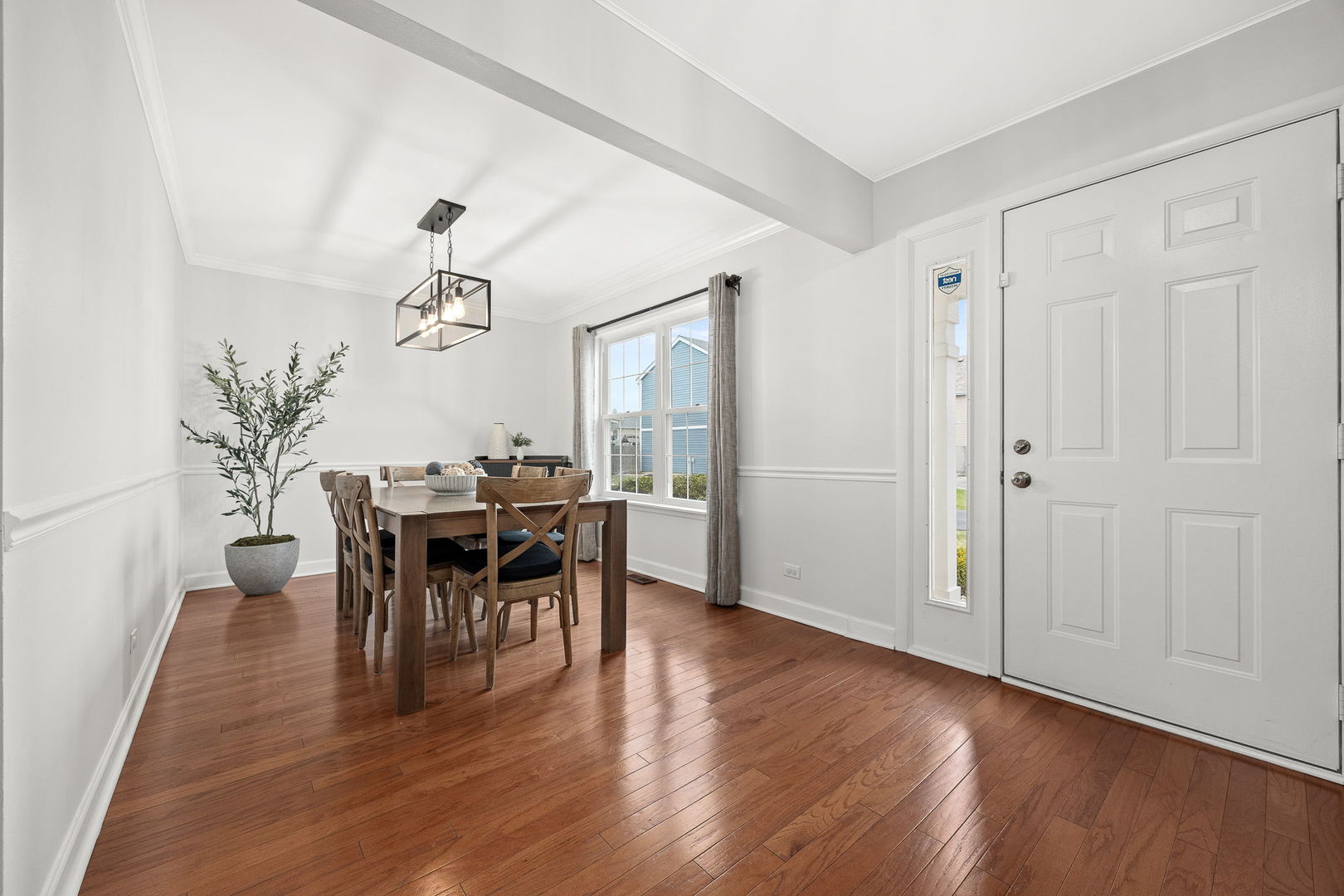 1398 Newcastle Court, Bartlett, IL 60103