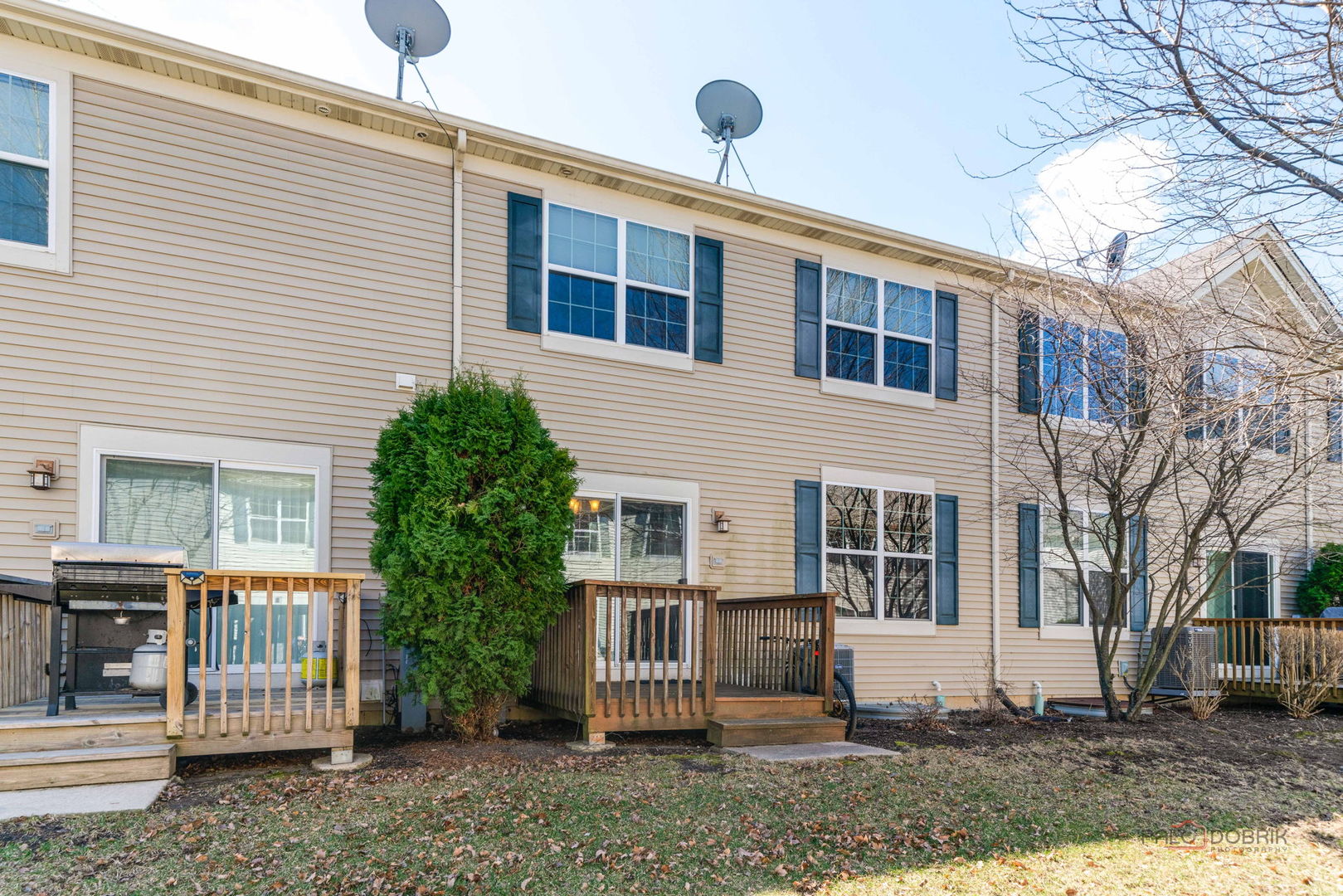 532 S Jade Lane, Round Lake, IL 60073