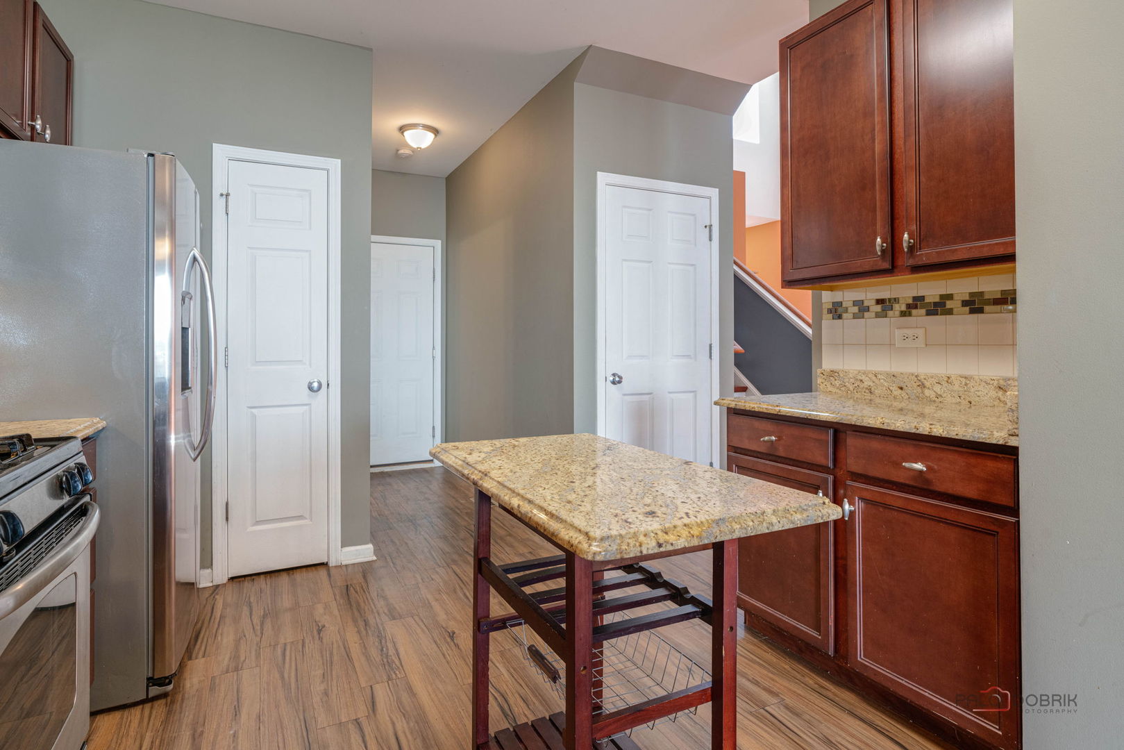 532 S Jade Lane, Round Lake, IL 60073