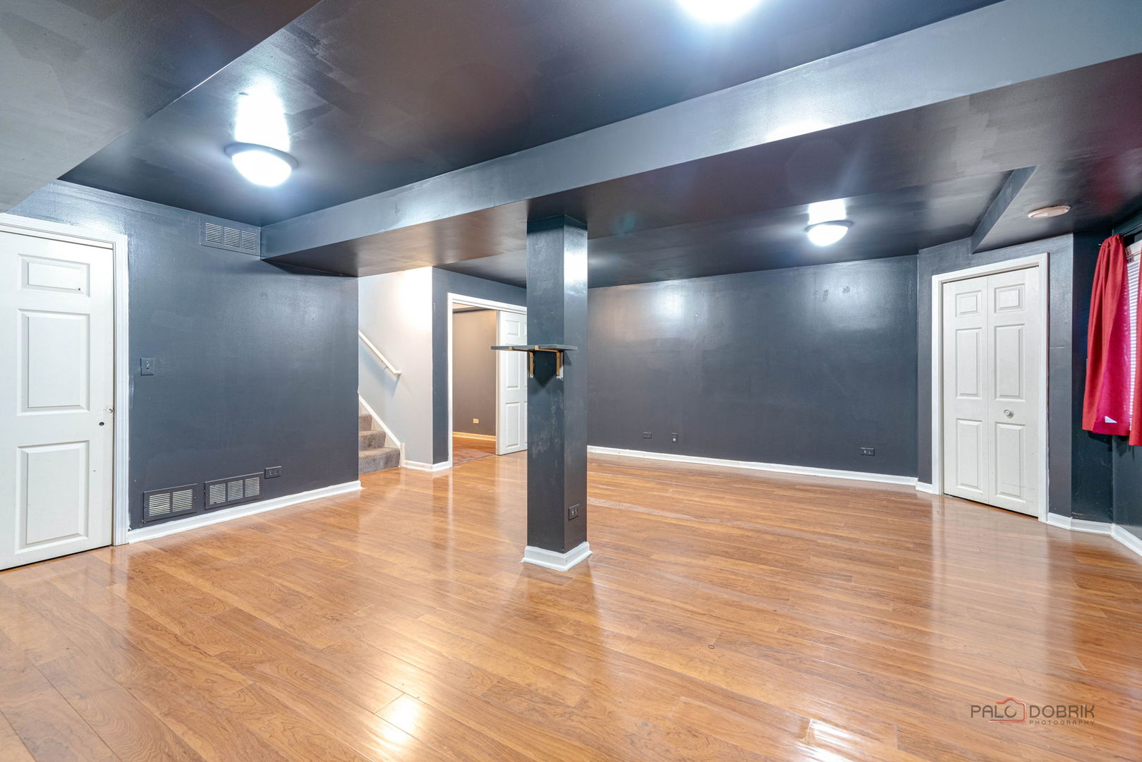 532 S Jade Lane, Round Lake, IL 60073