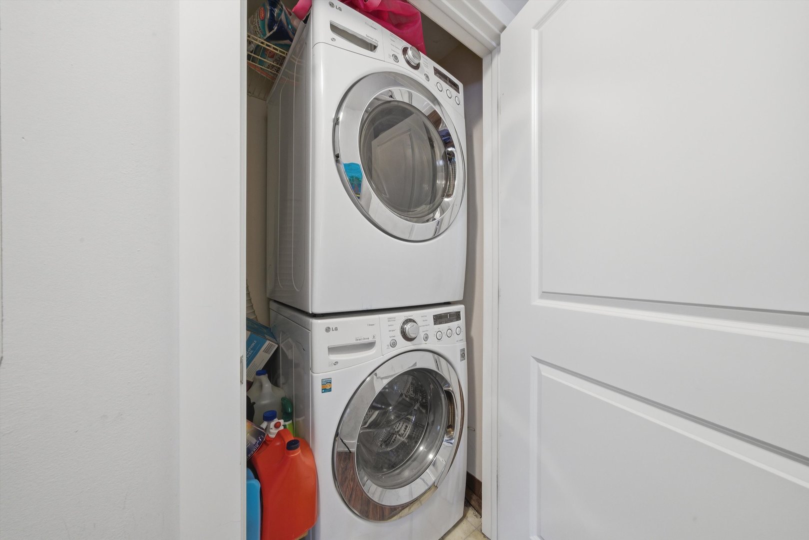 2238 N Harlem Avenue #1W, Elmwood Park, IL 60707