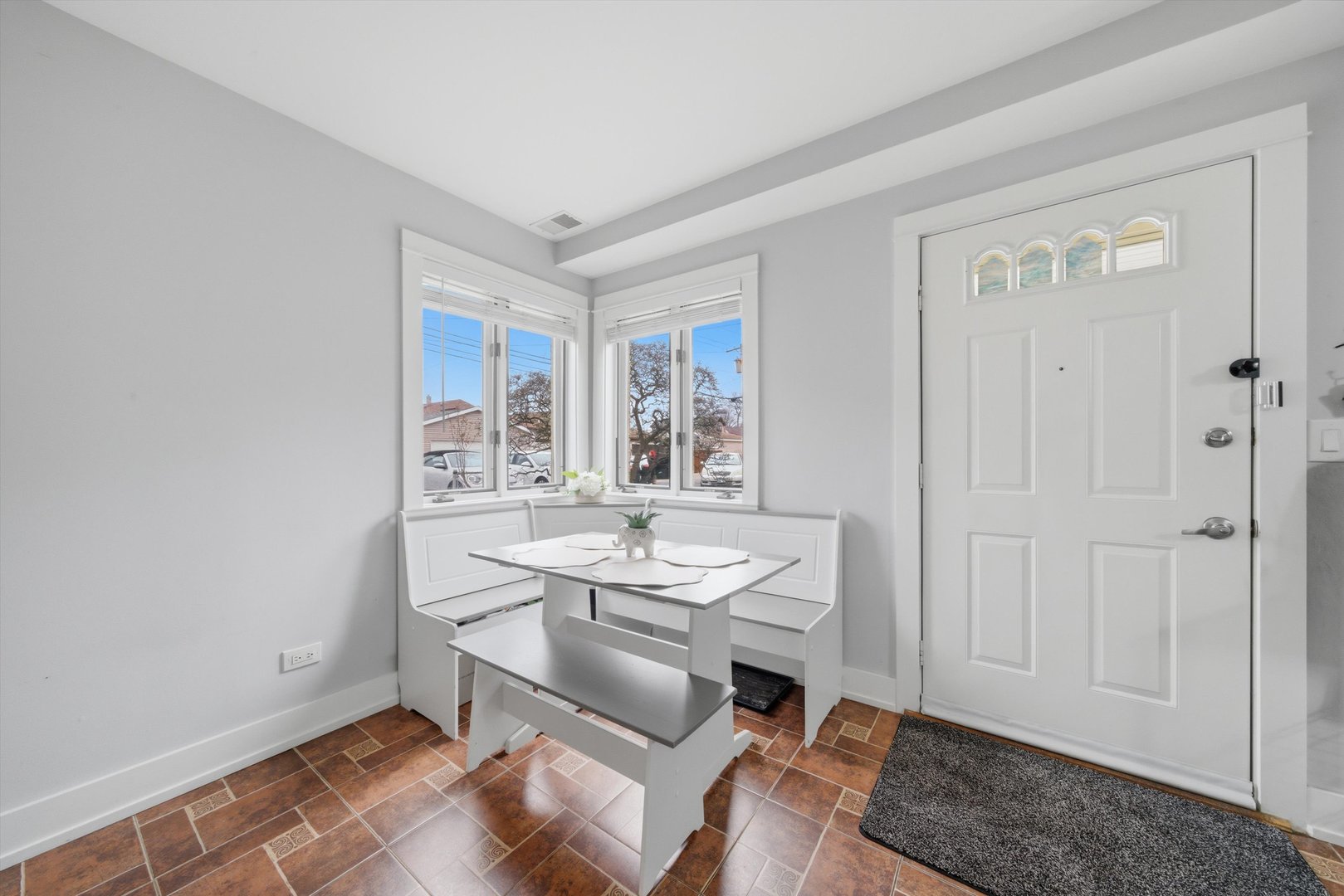 2238 N Harlem Avenue #1W, Elmwood Park, IL 60707