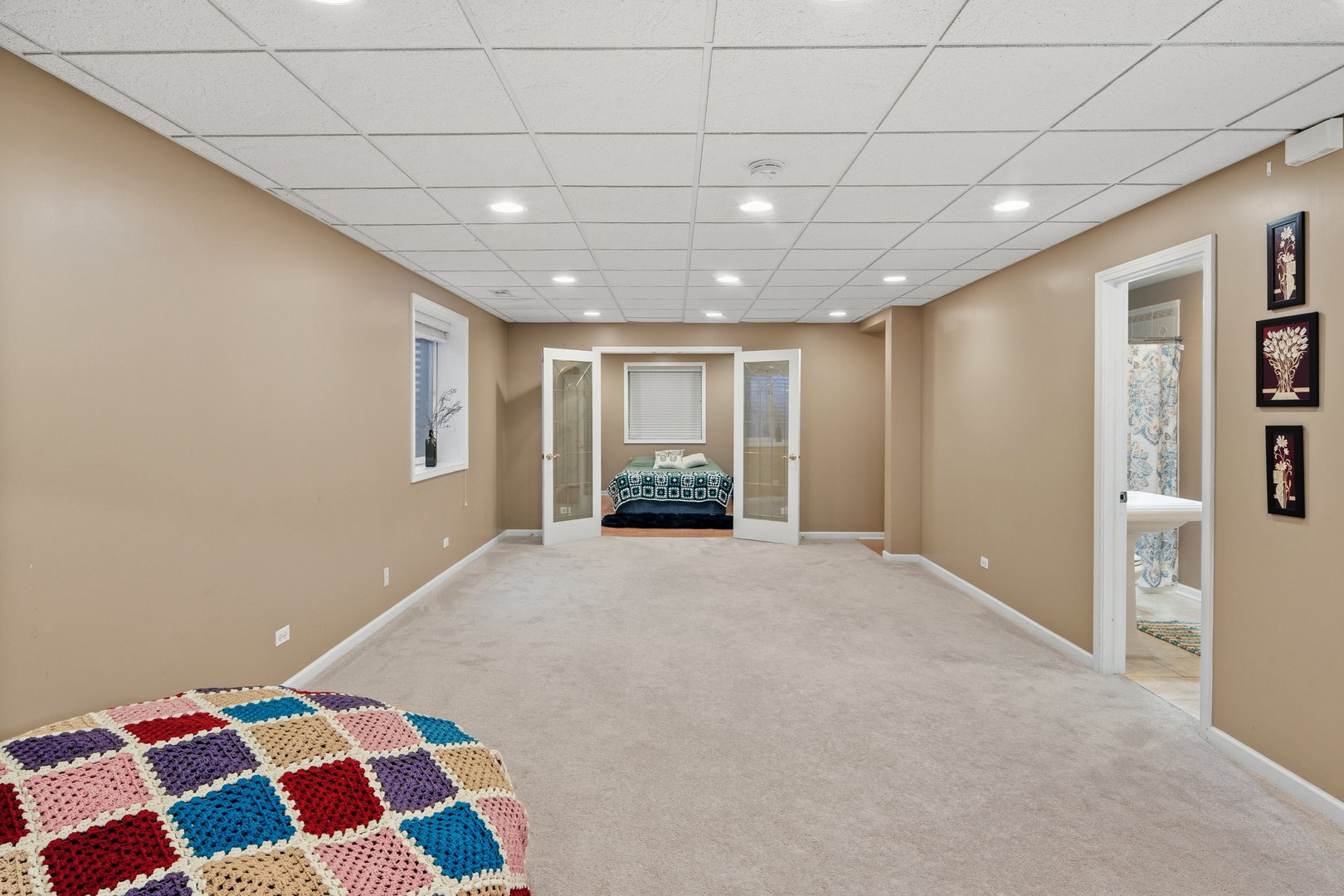 654 Easton Lane, Elk Grove Village, IL 60007