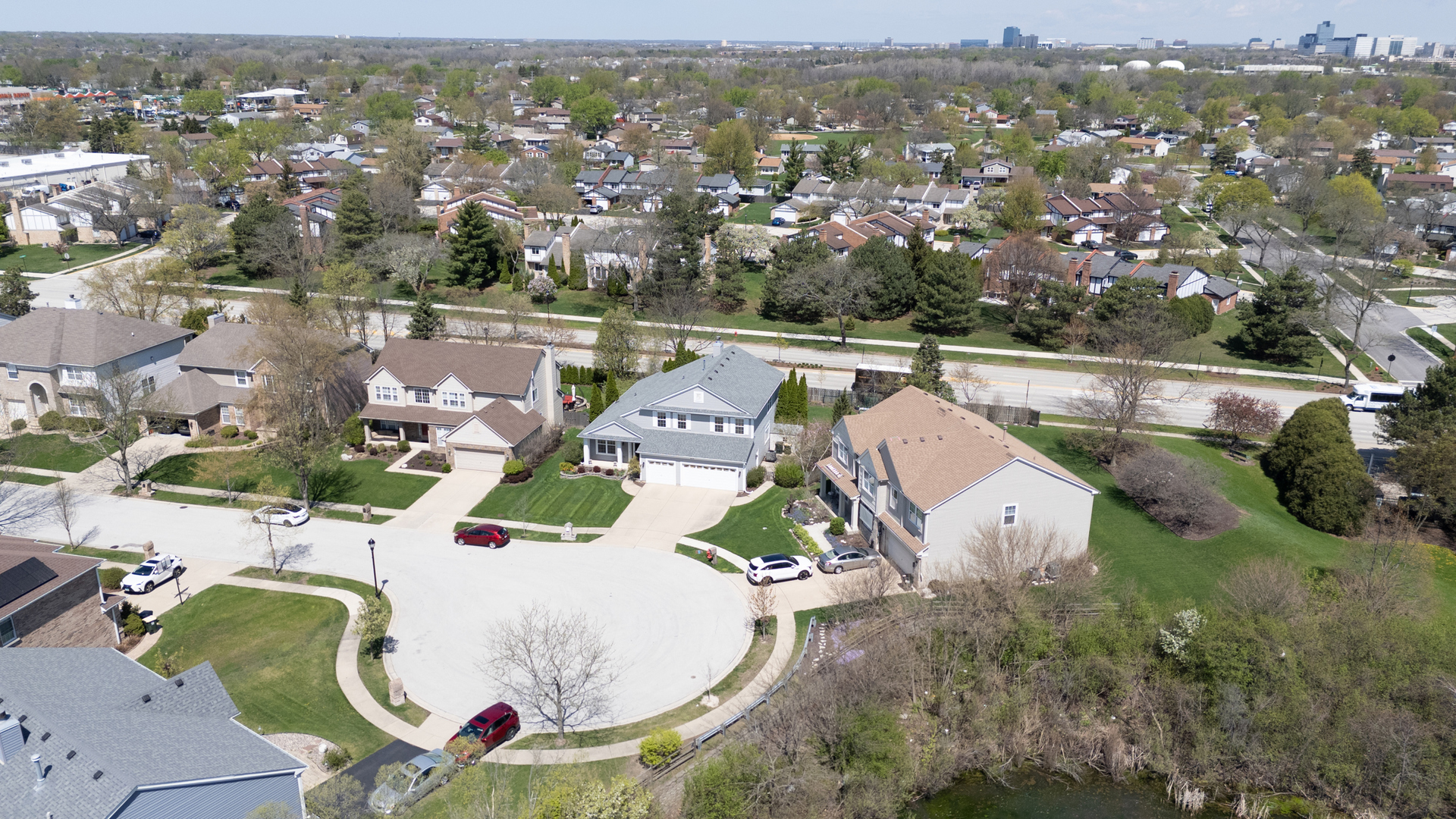 654 Easton Lane, Elk Grove Village, IL 60007